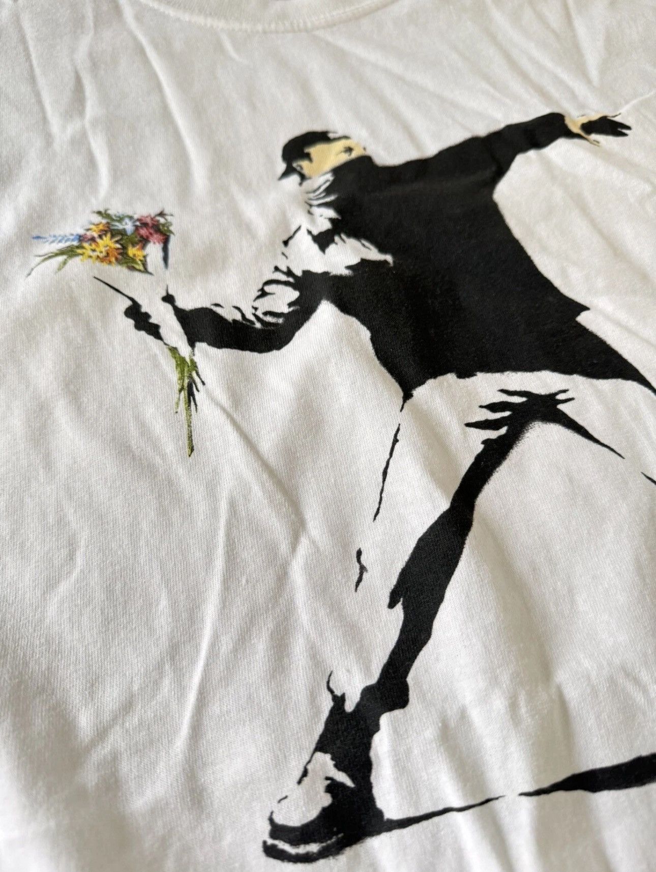 Other × Vintage Banksy T Shirt Size XXL White Vintage Size US XXL / EU 58 / 5 - 2 Thumbnail