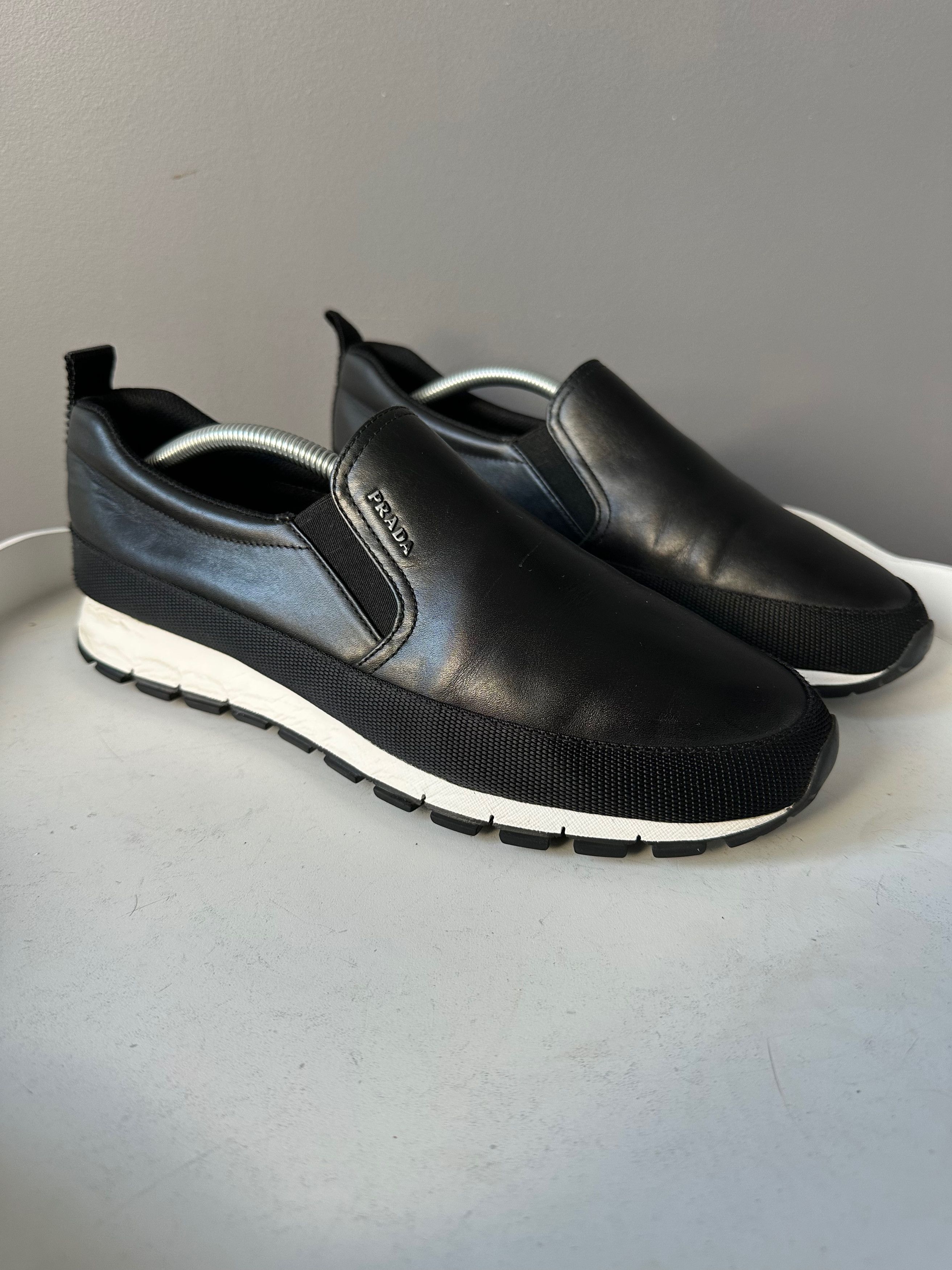 Prada Prada red tab leather slip on SNEAKERS 4D2991 black US9.5 Size US 9.5 / EU 42-43 - 7 Thumbnail