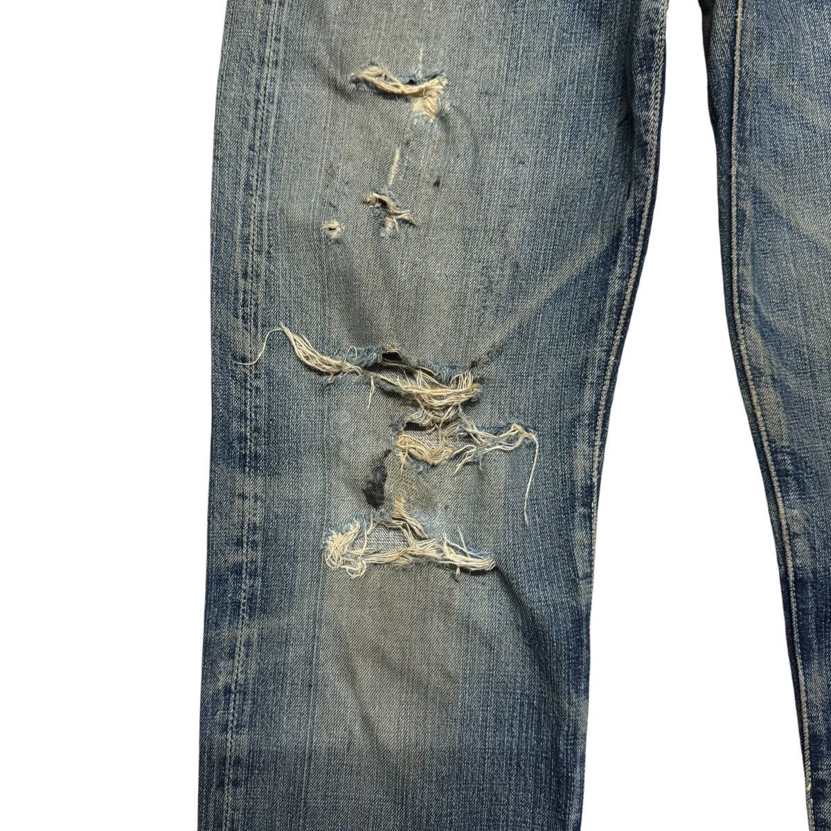 The Real McCoy's Vintage Real McCoys Ultimate Seeker Distessed Denim Jeans Size US 30 / EU 46 - 7 Thumbnail