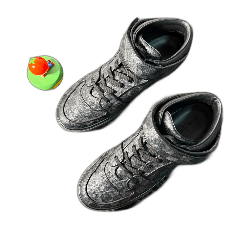 Louis Vuitton Louis Vuitton High Top Velcro Sneakers 44 Size Size US 10 / EU 43 - 1 Thumbnail