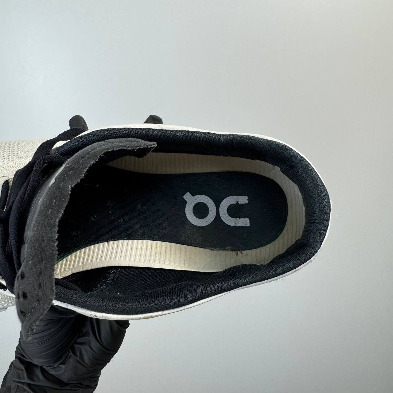 On On Cloudswift Running Shoes White Women US 7 EU 38 Size US 7 / IT 37 - 10 Thumbnail