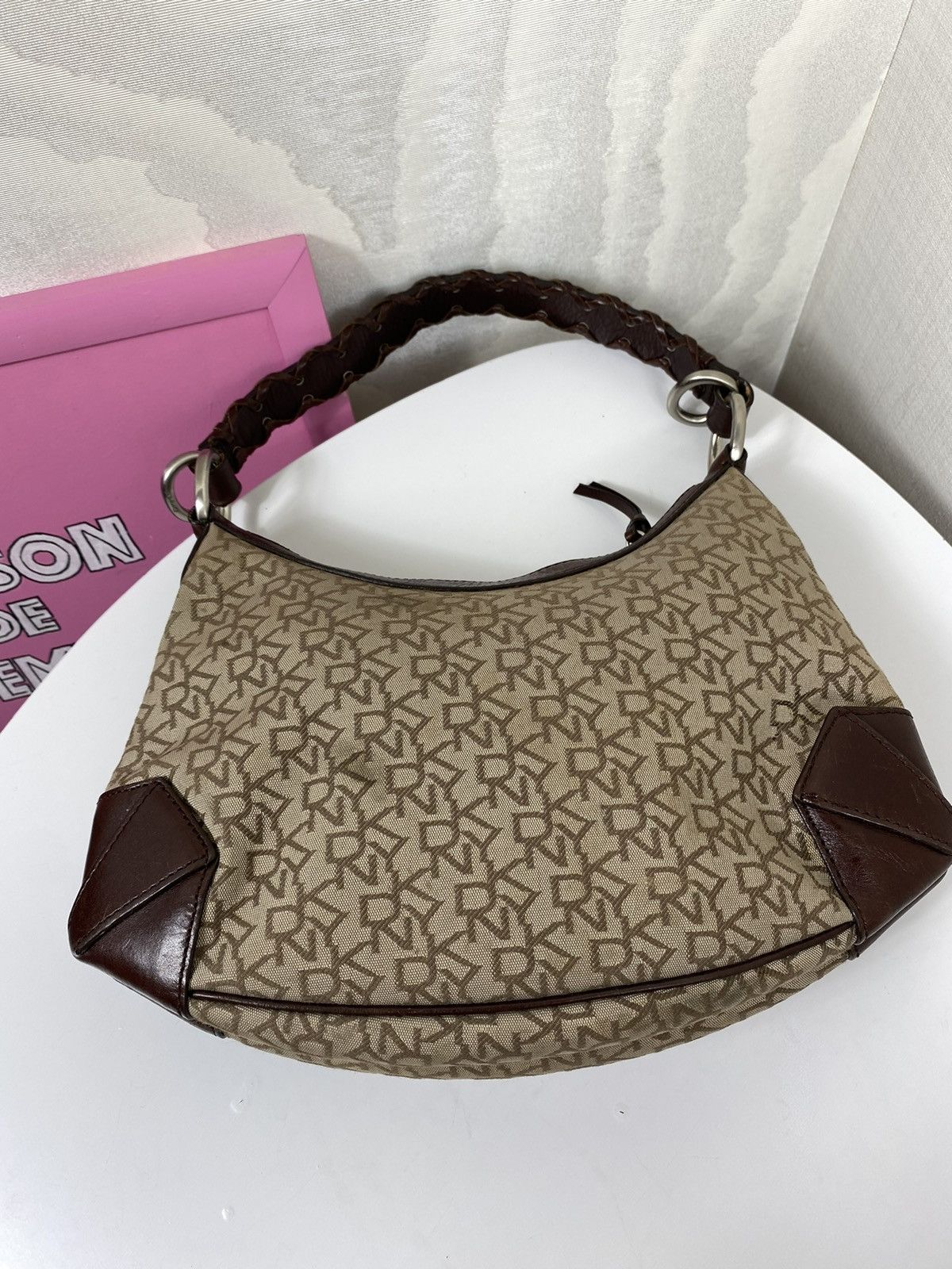 DKNY × Vintage DKNY Canvas Monogram Leather Handbag Size ONE SIZE - 9 Thumbnail