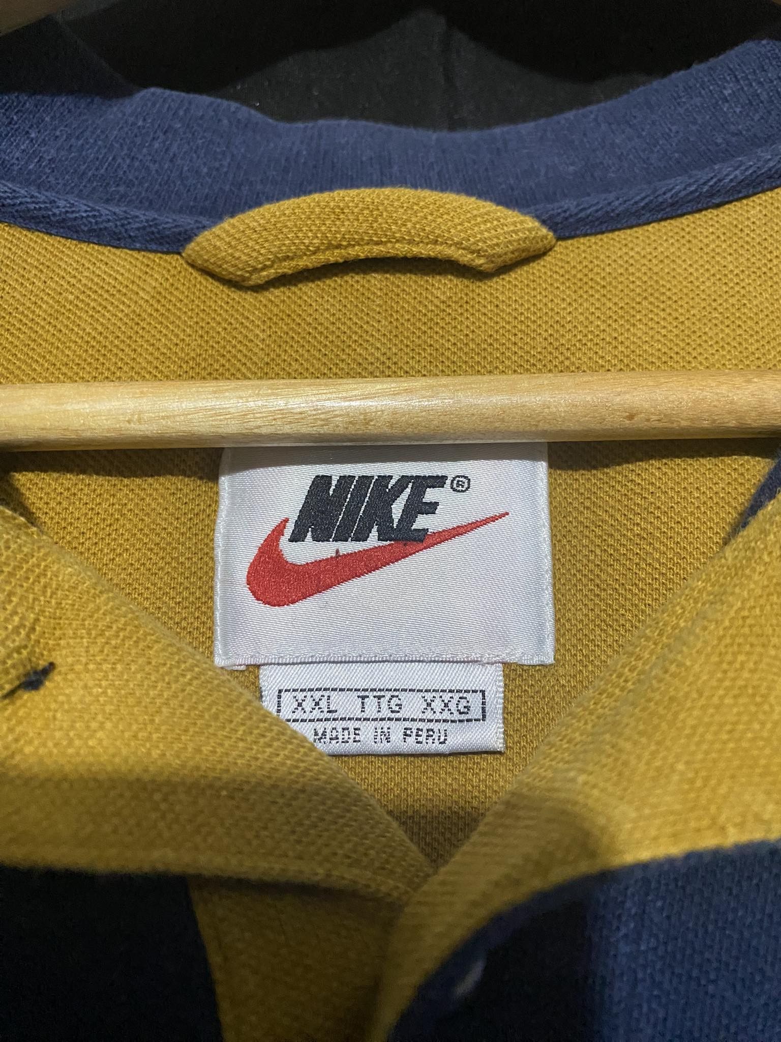 Nike Vintage Nike Swoosh 90s Short Sleeves Polo Shirt Size US XXL / EU 58 / 5 - 4 Thumbnail