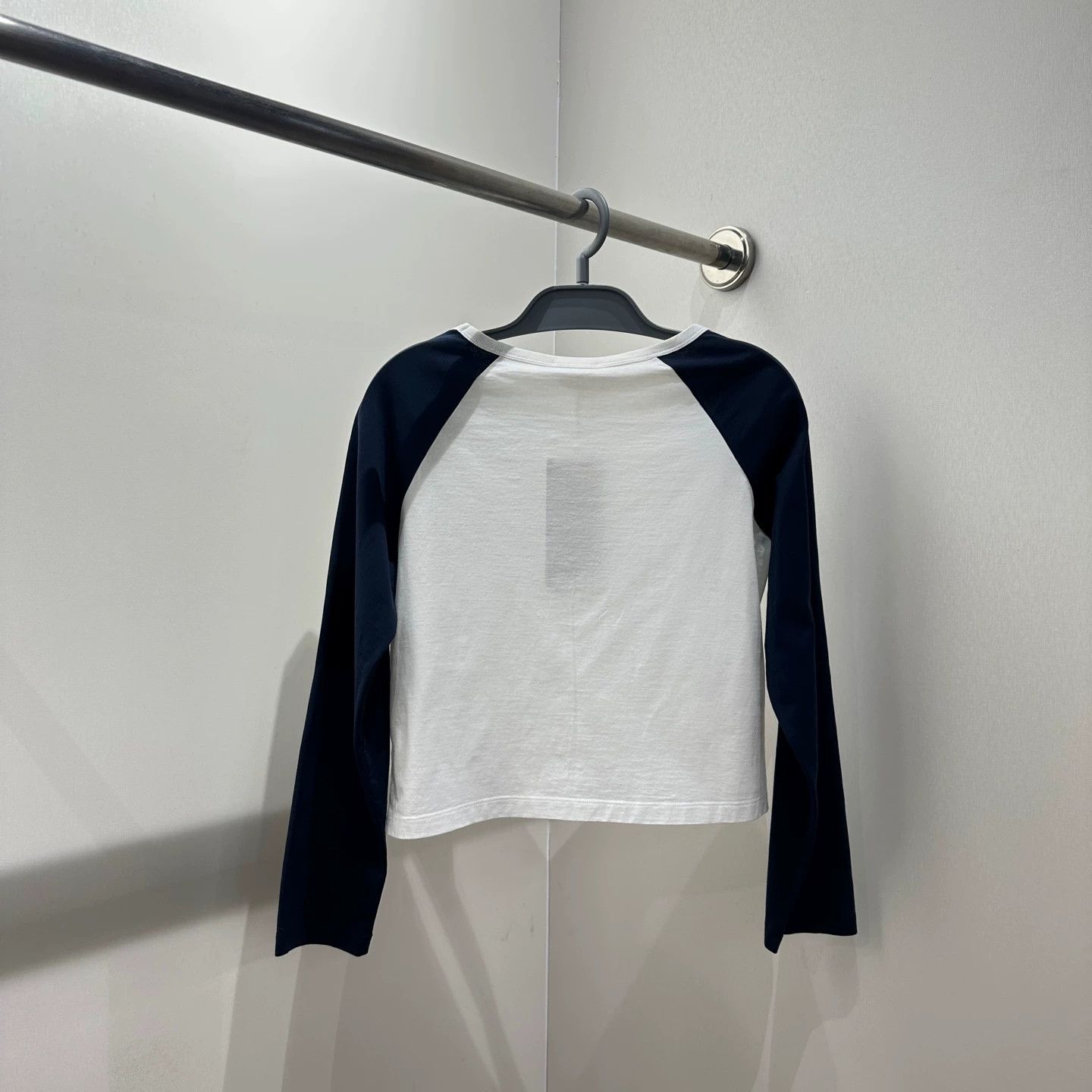 Celine Celine Triomphe colorblocked longsleeve M cotton Size M / US 6-8 / IT 42-44 - 2 Thumbnail