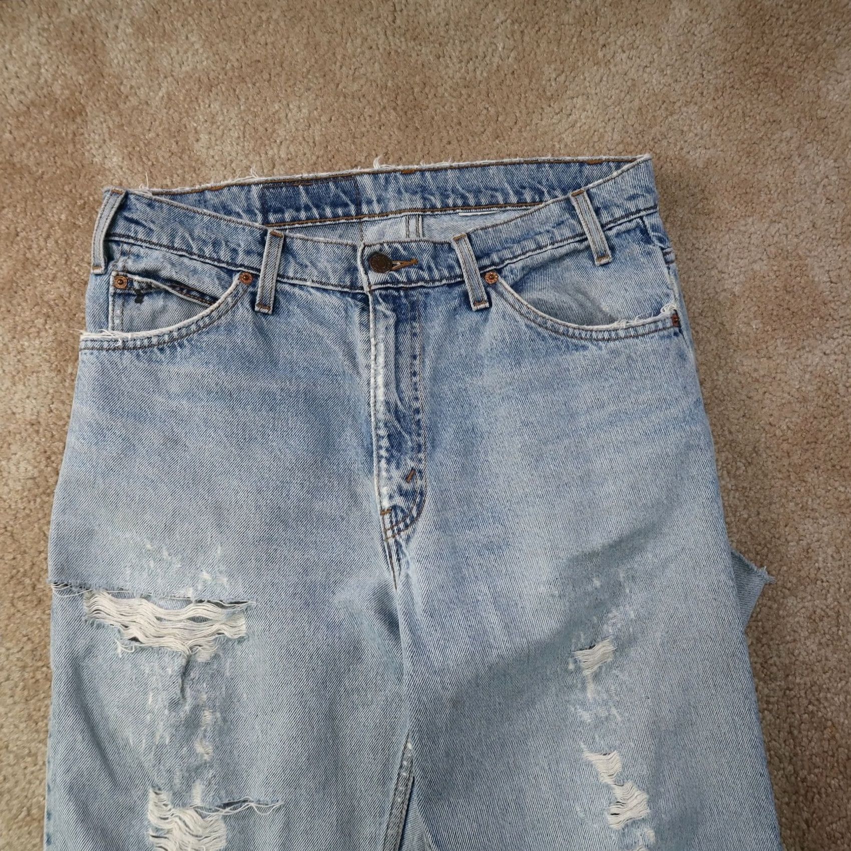 Levi's VINTAGE Levi's 550 Jeans Men 33x30 Relaxed Tapered Denim Blue Orange Tab Distressed 5-Pocket Size US 33 - 5 Thumbnail