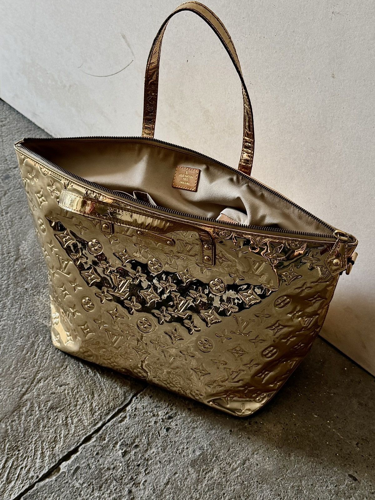 Louis Vuitton Louis Vuitton - Marc Jacobs - 2008 - Miroir Bellevue - Tote Size ONE SIZE - 19 Thumbnail