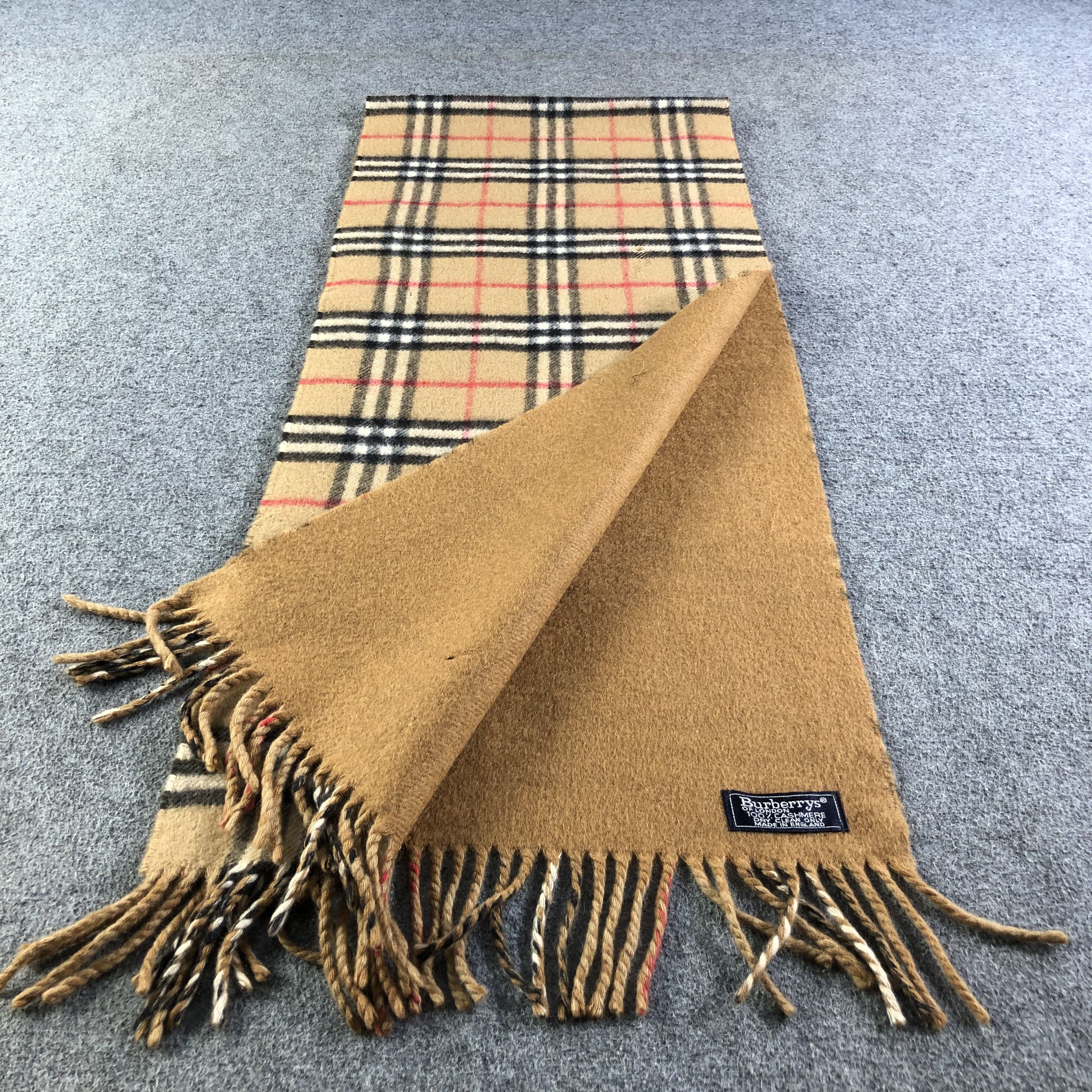 Burberry Burberrys Nova Check Tan Cashmere Scarf Muffler V1781 Size ONE SIZE - 4 Thumbnail