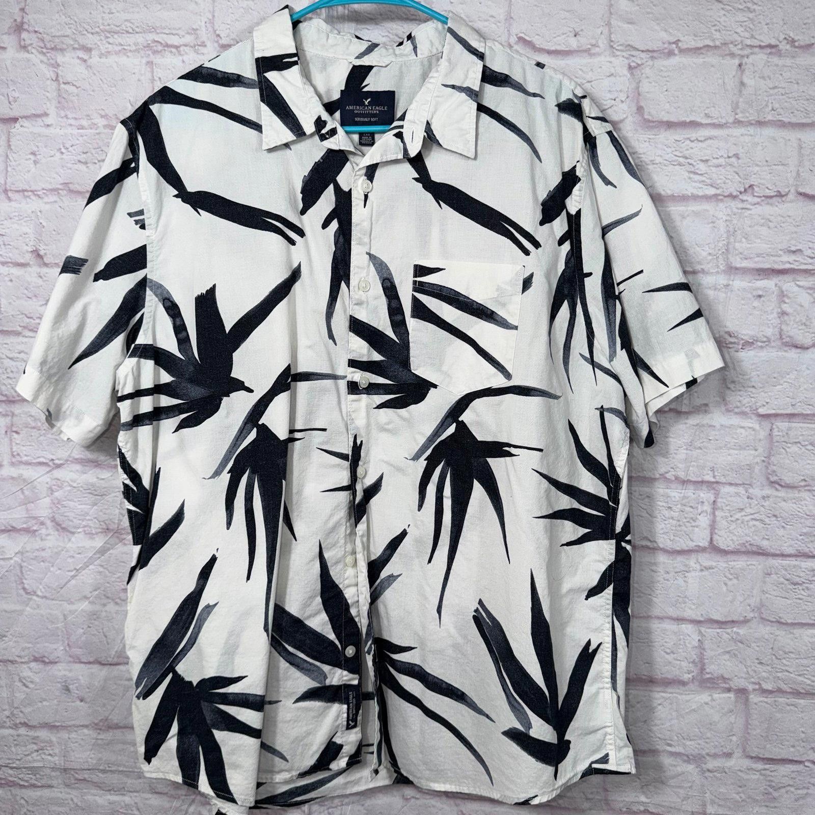 American Eagle Outfitters American Eagle Outfitters Seriously Soft Shirt Size XL Size US XL / EU 56 / 4 - 1 Thumbnail