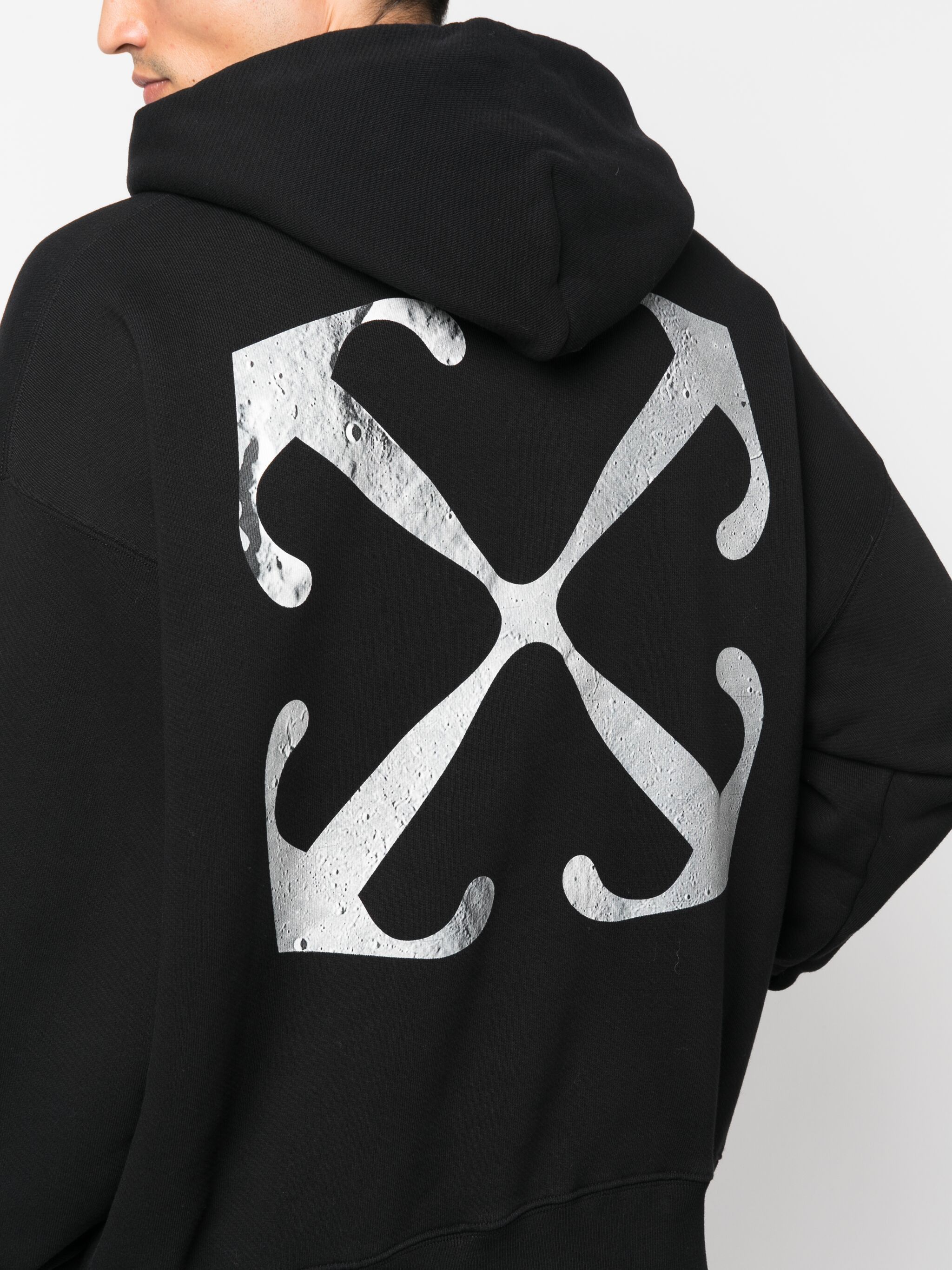 Off-White o1w1db10824 Lunar Arrow Skate Hoodie in Black Size US XL / EU 56 / 4 - 4 Thumbnail
