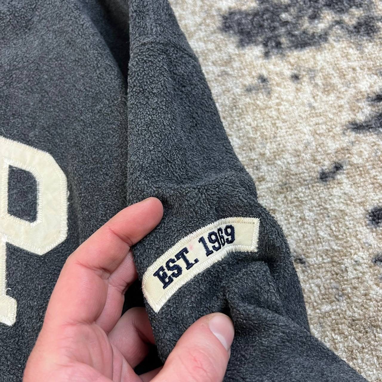 Gap Gap Vintage Y2K Big Logo Oversized Fit Fleece Hoodie Size US XL / EU 56 / 4 - 5 Thumbnail