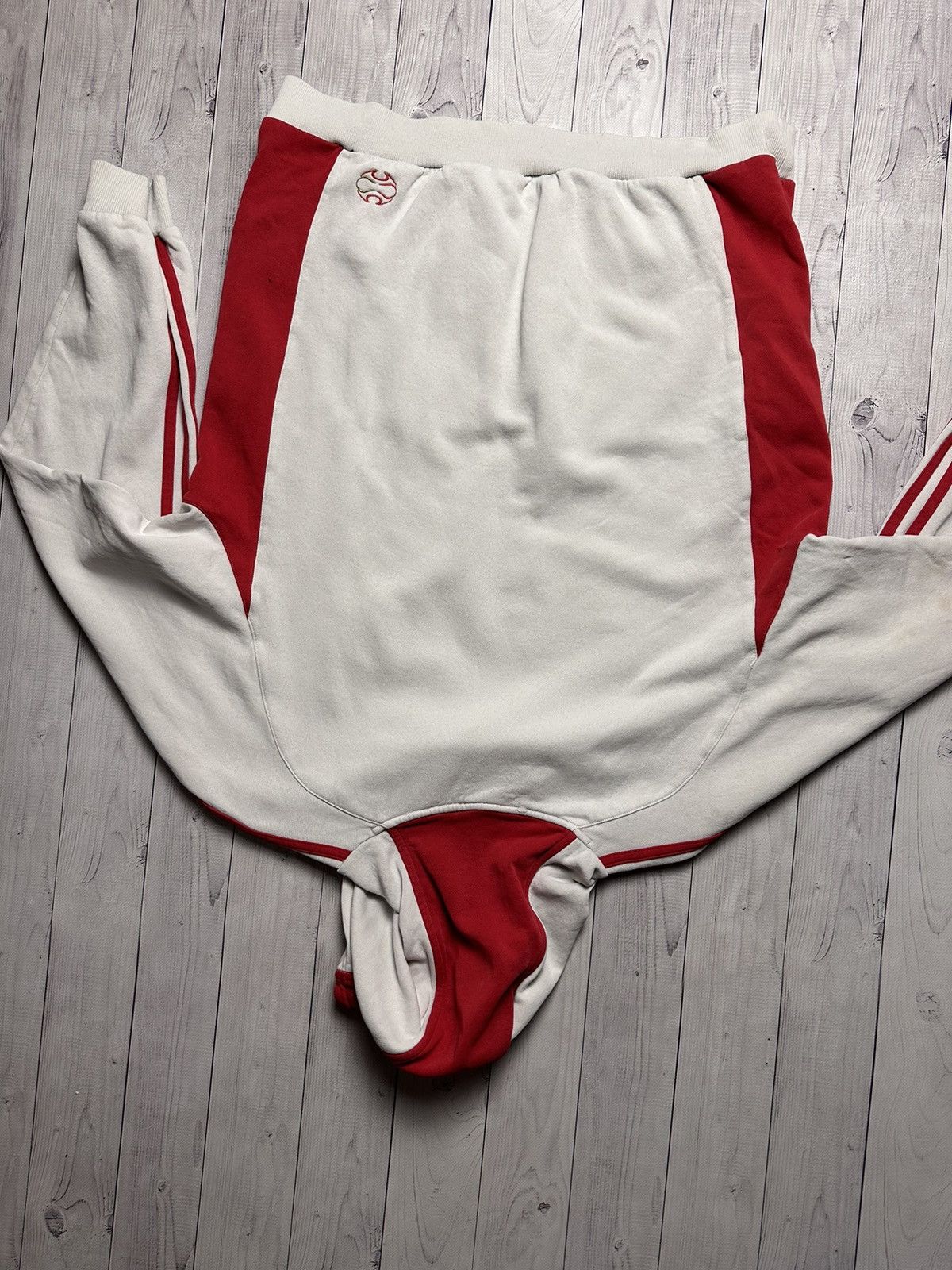 Adidas × Vintage Vintage Liverpool adidas soccer hoodie size L Size US L / EU 52-54 / 3 - 7 Thumbnail