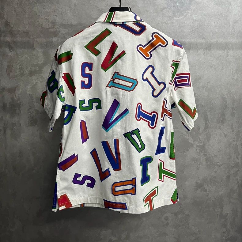 Louis Vuitton LOUIS VUITTON White blue monogrammed short sleeve shirt 250 Size US S / EU 44-46 / 1 - 6 Thumbnail