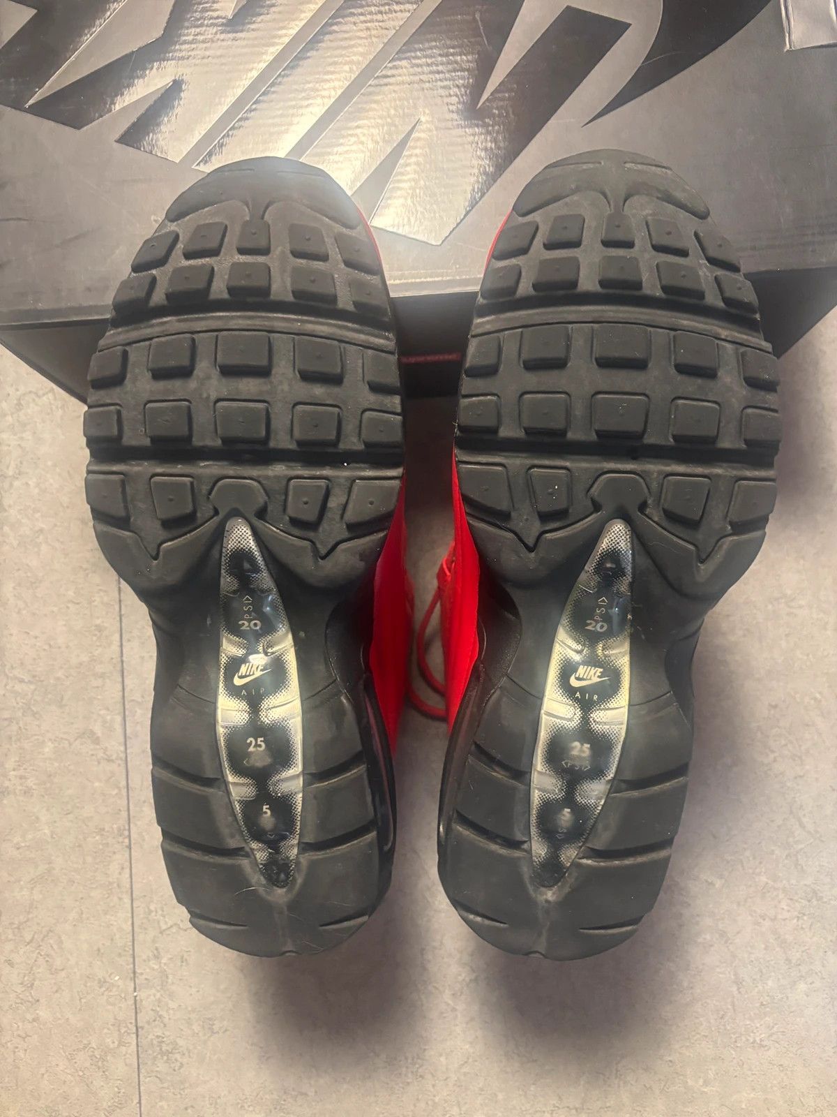Supreme Nike Air Max 95 Lux x Supreme Red – Made in Italy Size US 9.5 / EU 42-43 - 12 Thumbnail