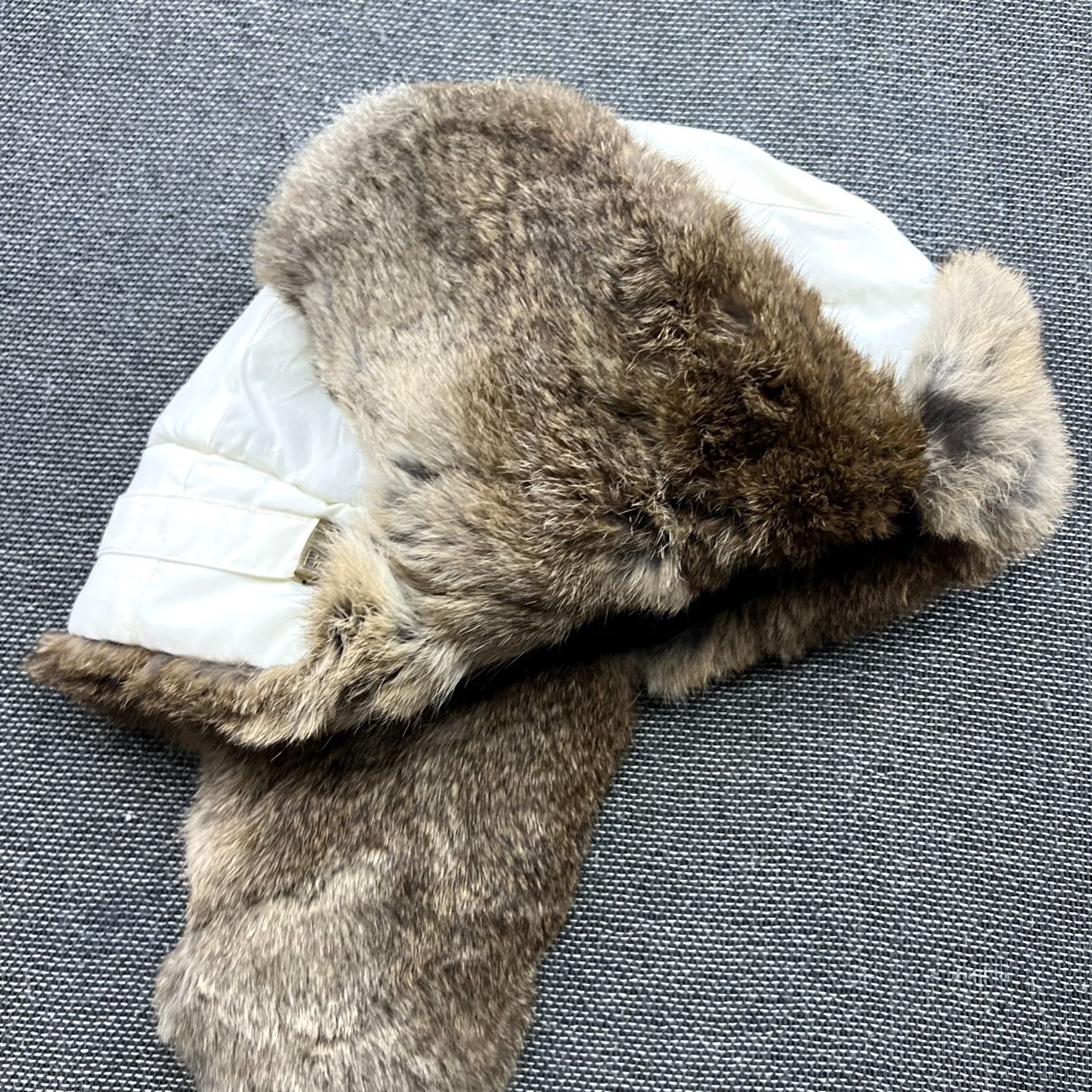 Vintage Barts Trapper Hat Unisex Adults One Size White Ear Flap Aviator Ushanka Fur Polyester Knit Vintage: No OS Size ONE SIZE - 7 Thumbnail