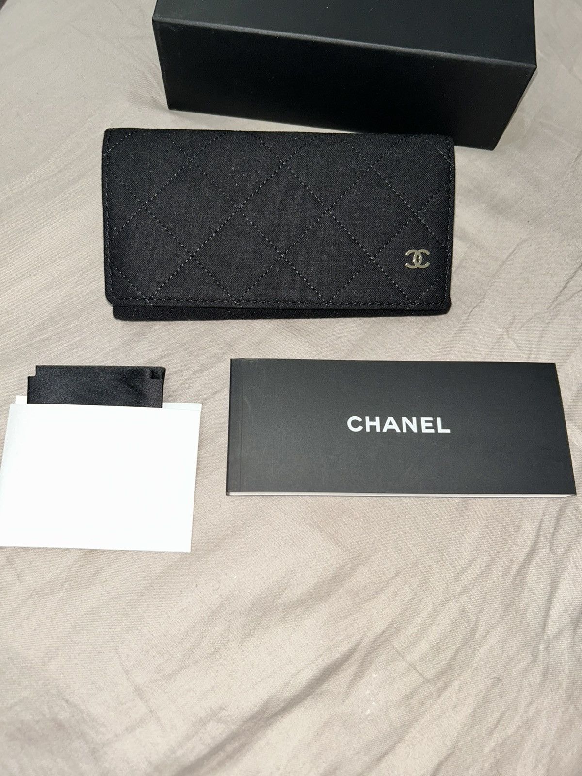 Chanel Chanel Rectangle Sunglasses 5525 – Black & White Size ONE SIZE - 3 Thumbnail