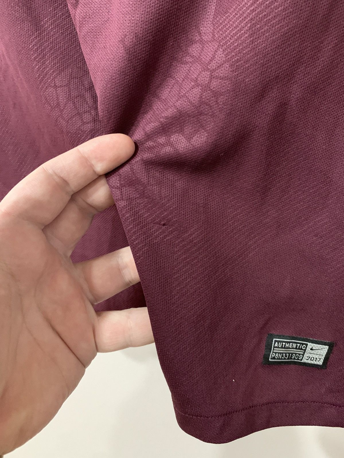 Nike Barcelona 2018 Third Football Shirt Nike Soccer Jersey #10 Size US XS / EU 42 / 0 - 5 Thumbnail
