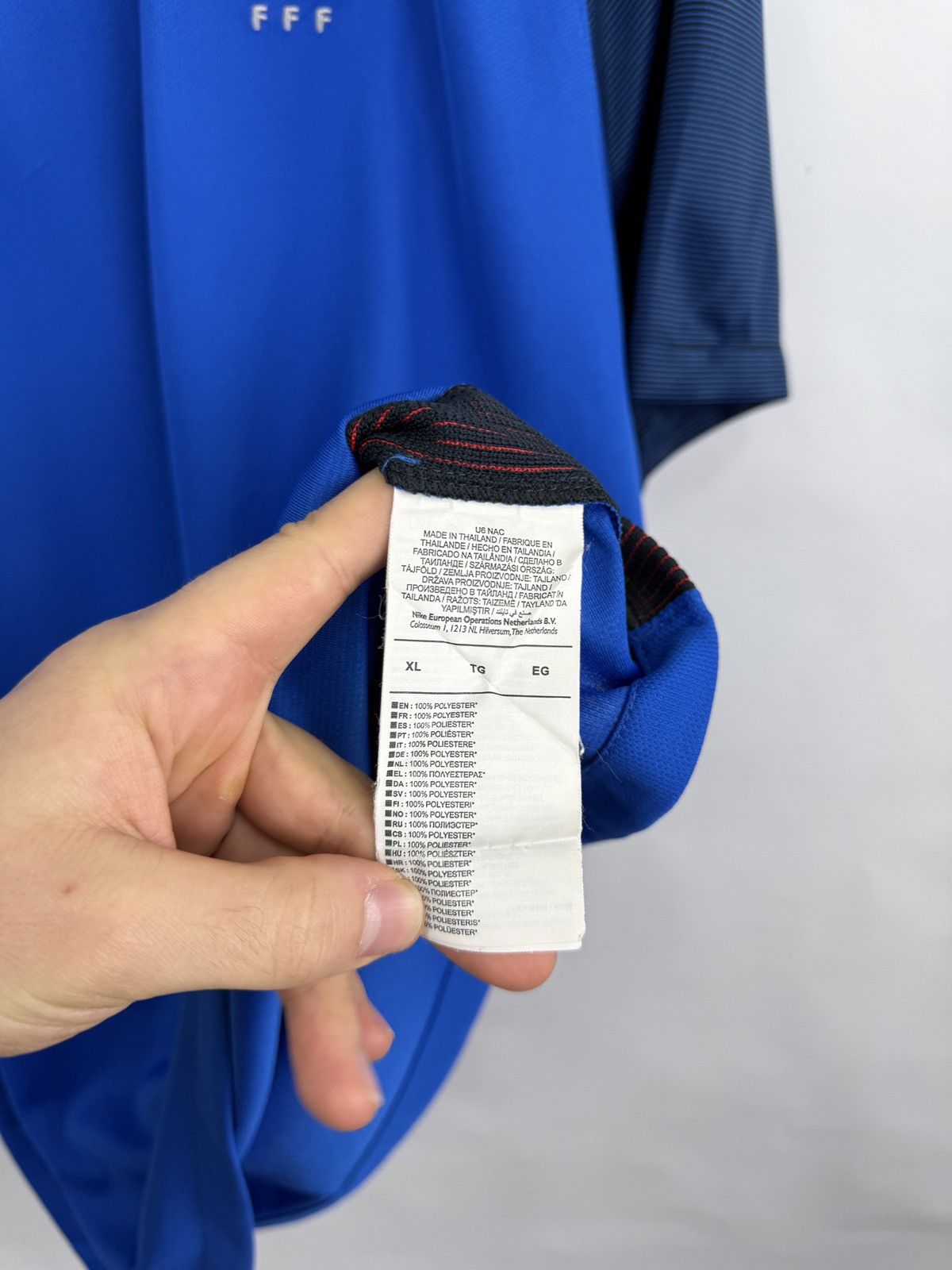 Nike 🇫🇷 Vintage 2016 Nike France Soccer Jersey Rare Retro Y2K Size US XL / EU 56 / 4 - 8 Thumbnail