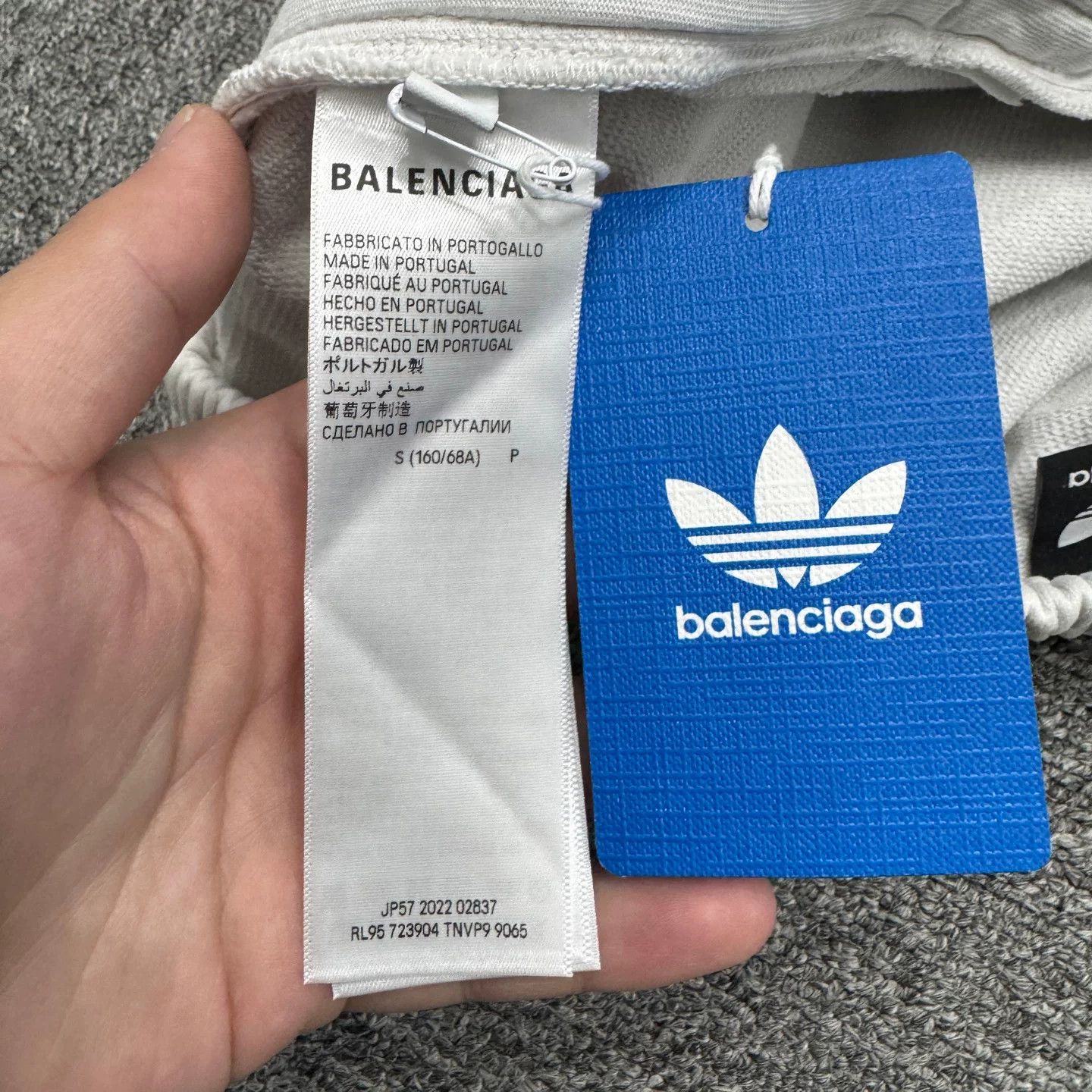 Balenciaga Balenciaga Adidas Collaboration White Sweatpants Size US 27 - 3 Thumbnail