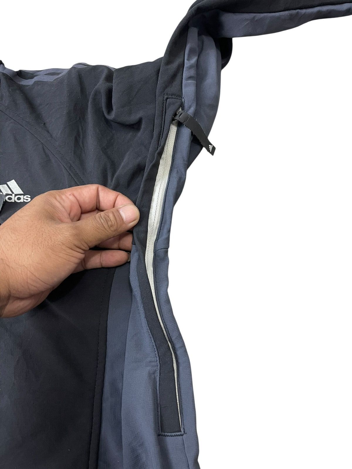 Adidas Vintage Adidas Terrez Windstopper Jacket Size US XL / EU 56 / 4 - 6 Thumbnail