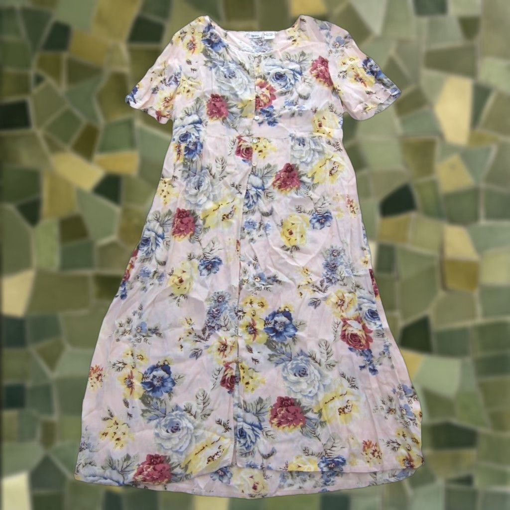 Vintage VINTAGE Together Dress Cottage Rose Floral Button Down Rayon 8 Pink Blue Yellow Size M / US 6-8 / IT 42-44 - 1 Thumbnail