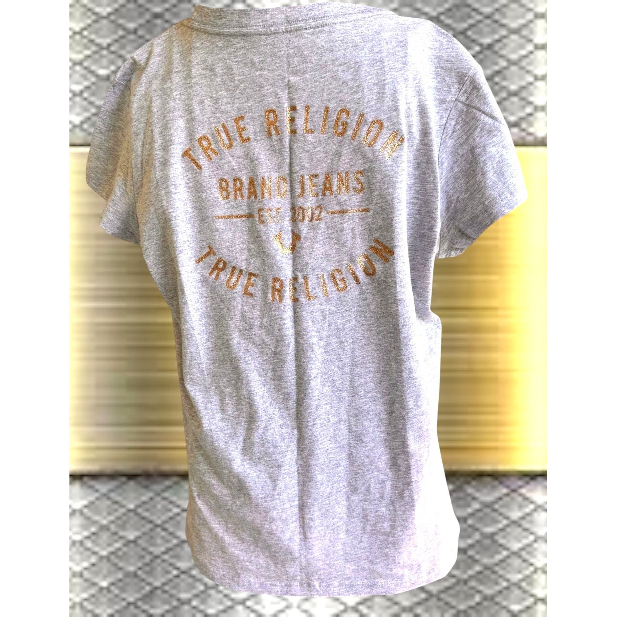 True Religion NWT True Religion Foil Logo Tee Top Large Heather Gray Horse Size L / US 10 / IT 46 - 4 Thumbnail