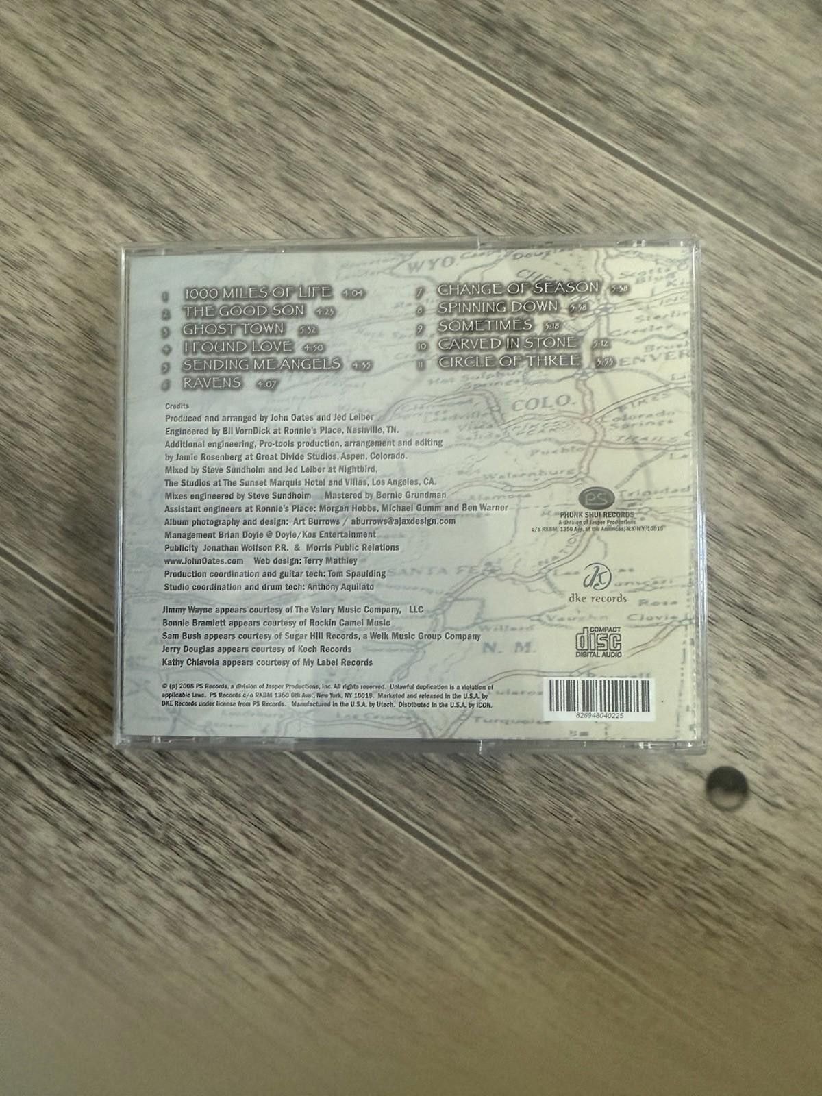 Designer Autographed John Oats CD Size ONE SIZE - 4 Thumbnail