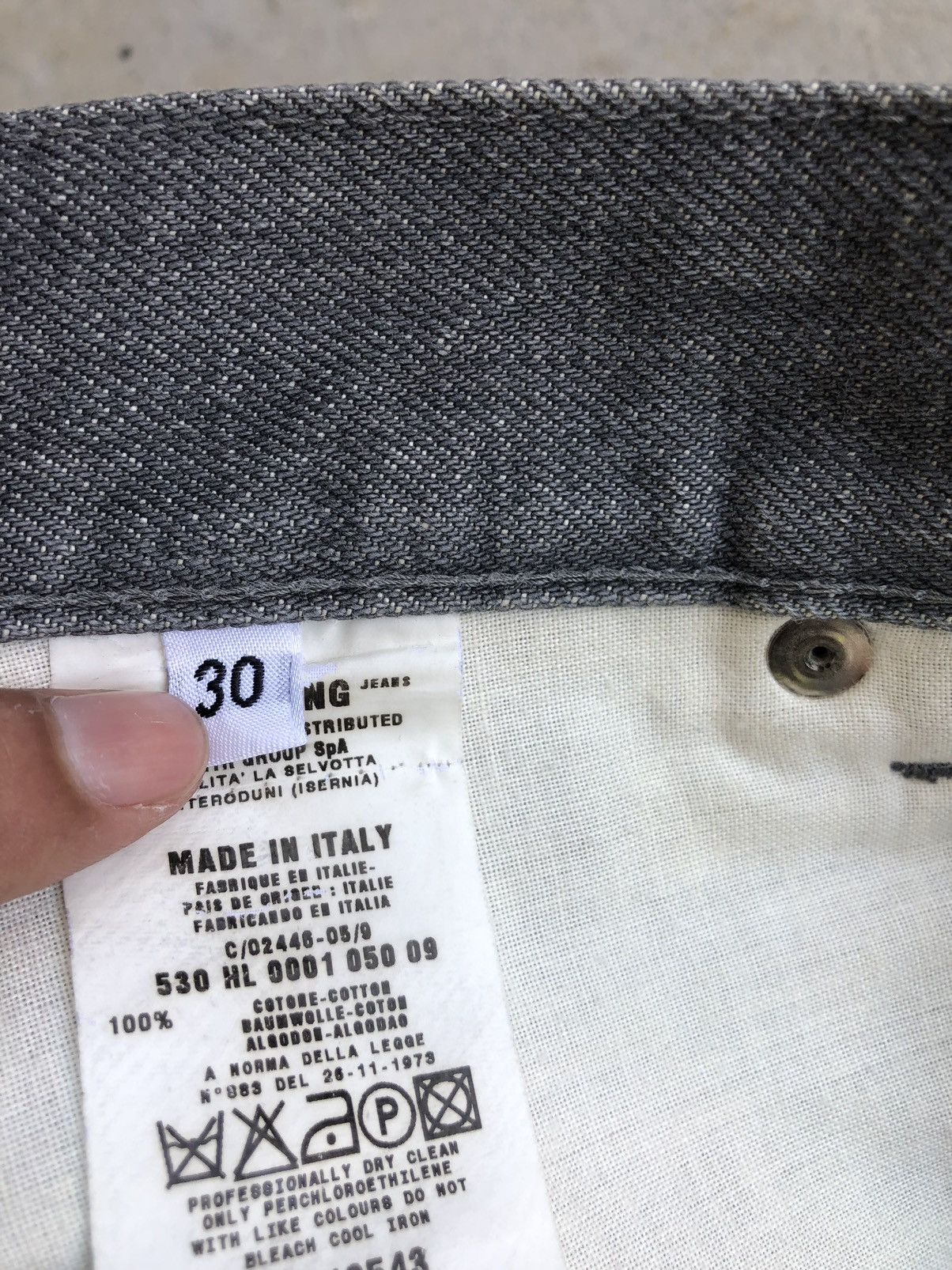 Helmut Lang Helmut Lang Classic Raw Denim Distressed Size US 31 - 20 Thumbnail