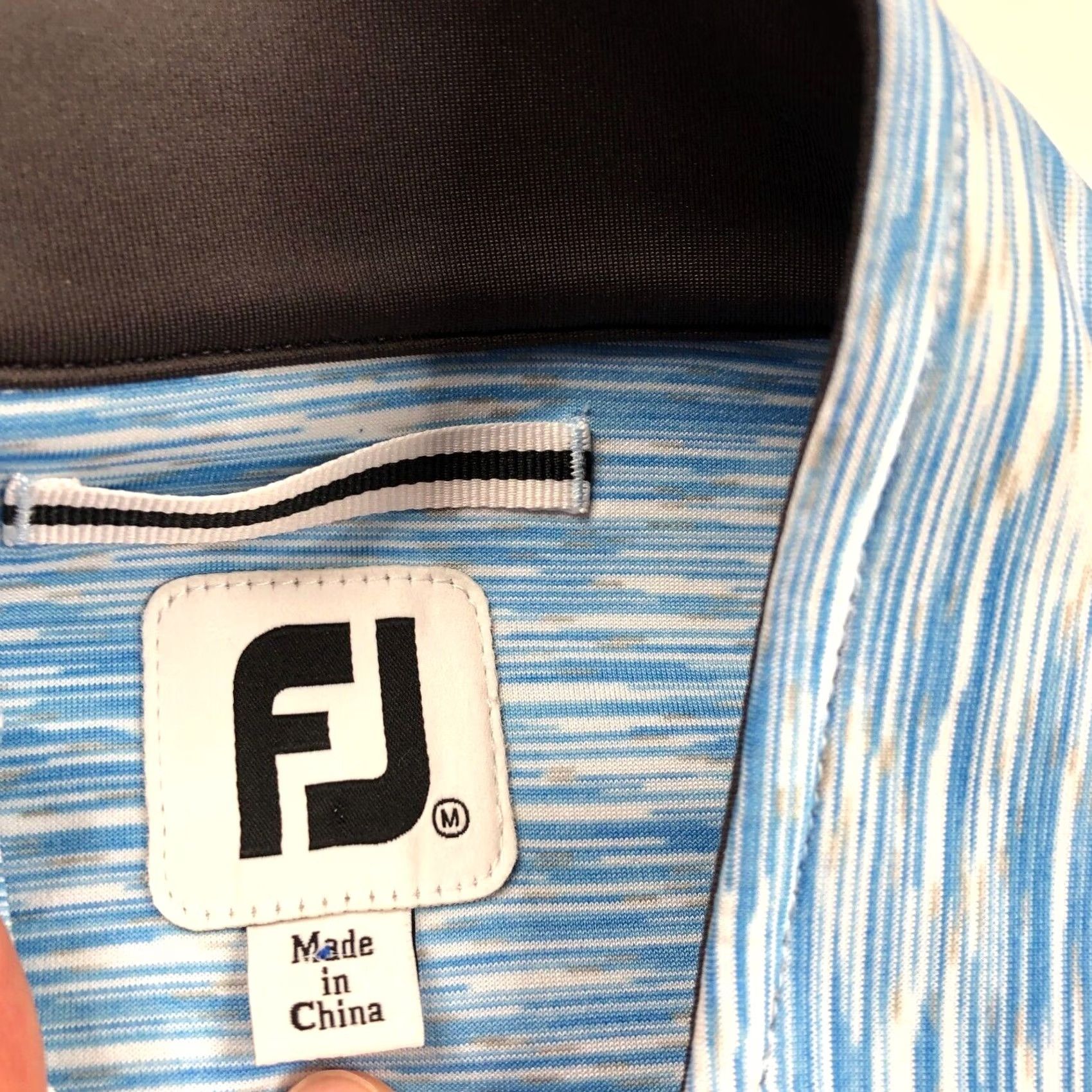 Footjoy FootJoy Women’s Medium Blue Long Sleeve Stretch Zip Light Jacket Golf Size M / US 6-8 / IT 42-44 - 4 Thumbnail