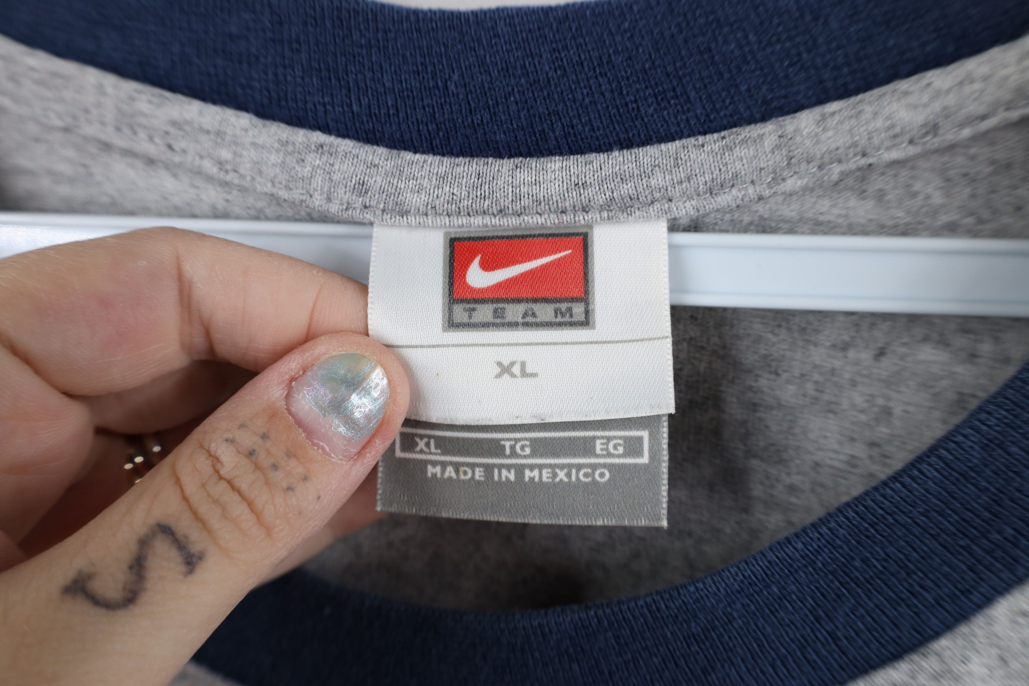 Nike × Vintage Vintage Nike Swoosh Detroit Tigers Baseball Raglan T-Shirt Size US XL / EU 56 / 4 - 8 Thumbnail