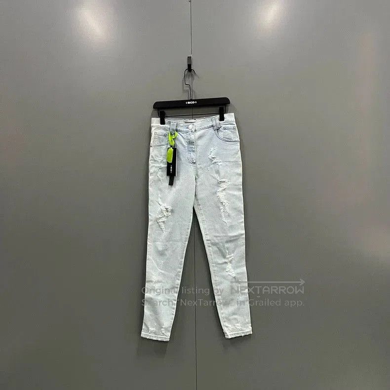 Balmain balmain distressed light wash jeans size 40. Size US 31 - 1 Thumbnail