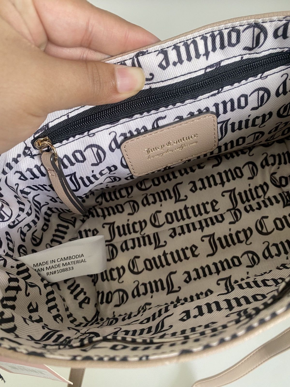 Juicy Couture Juicy Couture Heart Angel Flap Crossbody Purse Size ONE SIZE - 7 Thumbnail