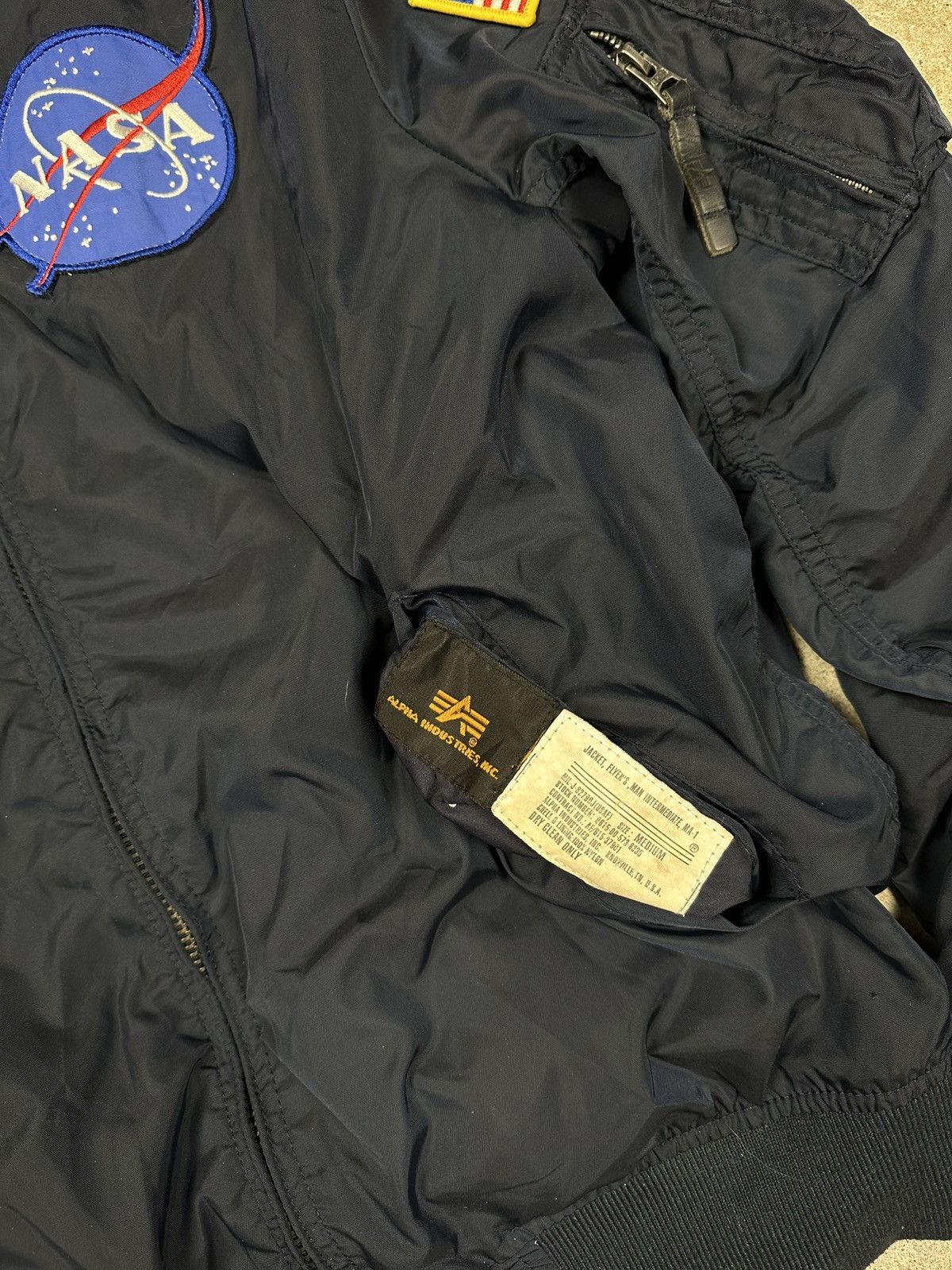 Alpha Industries Alpha Industries MA 1 TT Nasa Reversible Bomber Jacket Flyer Size US M / EU 48-50 / 2 - 12 Thumbnail