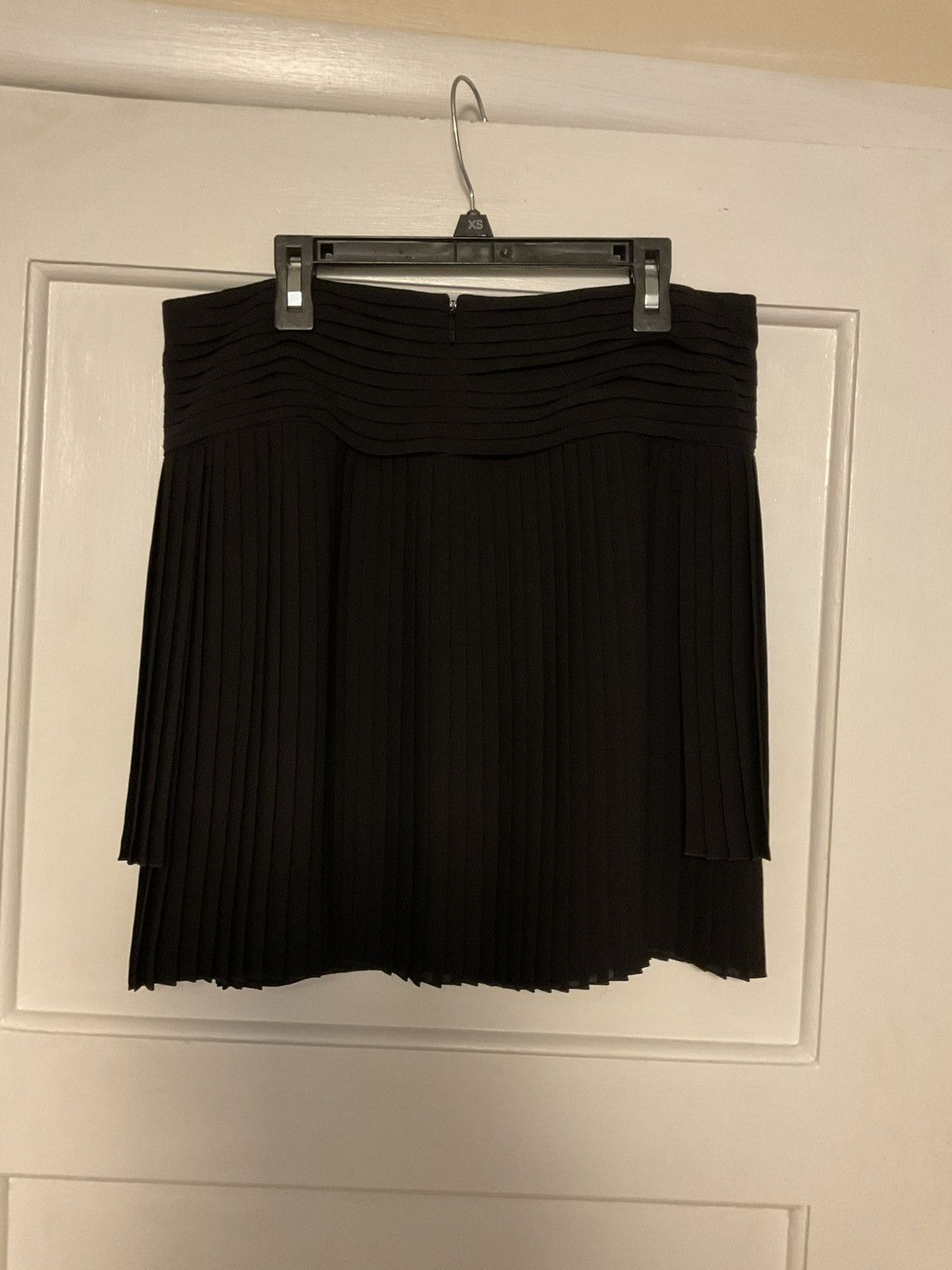 Gucci Authentic Gucci Mini Skirt Silk (Mint Condition) Size 38 XS Size 26" / US 2 / IT 38 - 4 Thumbnail