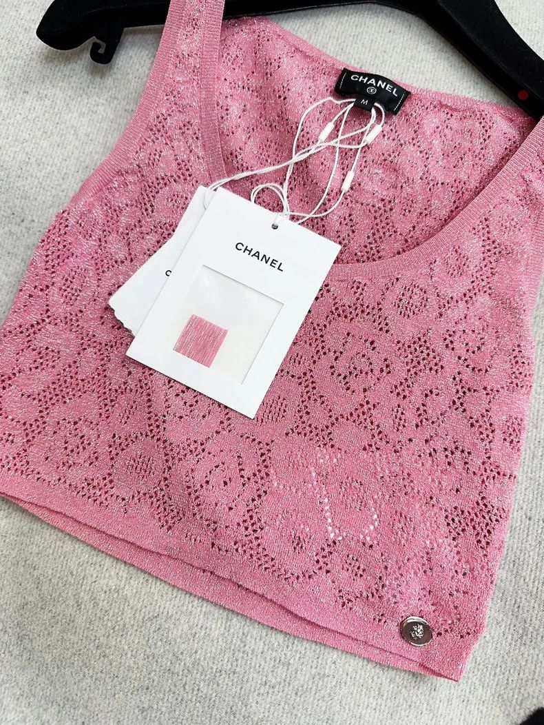 Chanel Chanel 22p pink hollow short vest Size M / US 6-8 / IT 42-44 - 3 Thumbnail