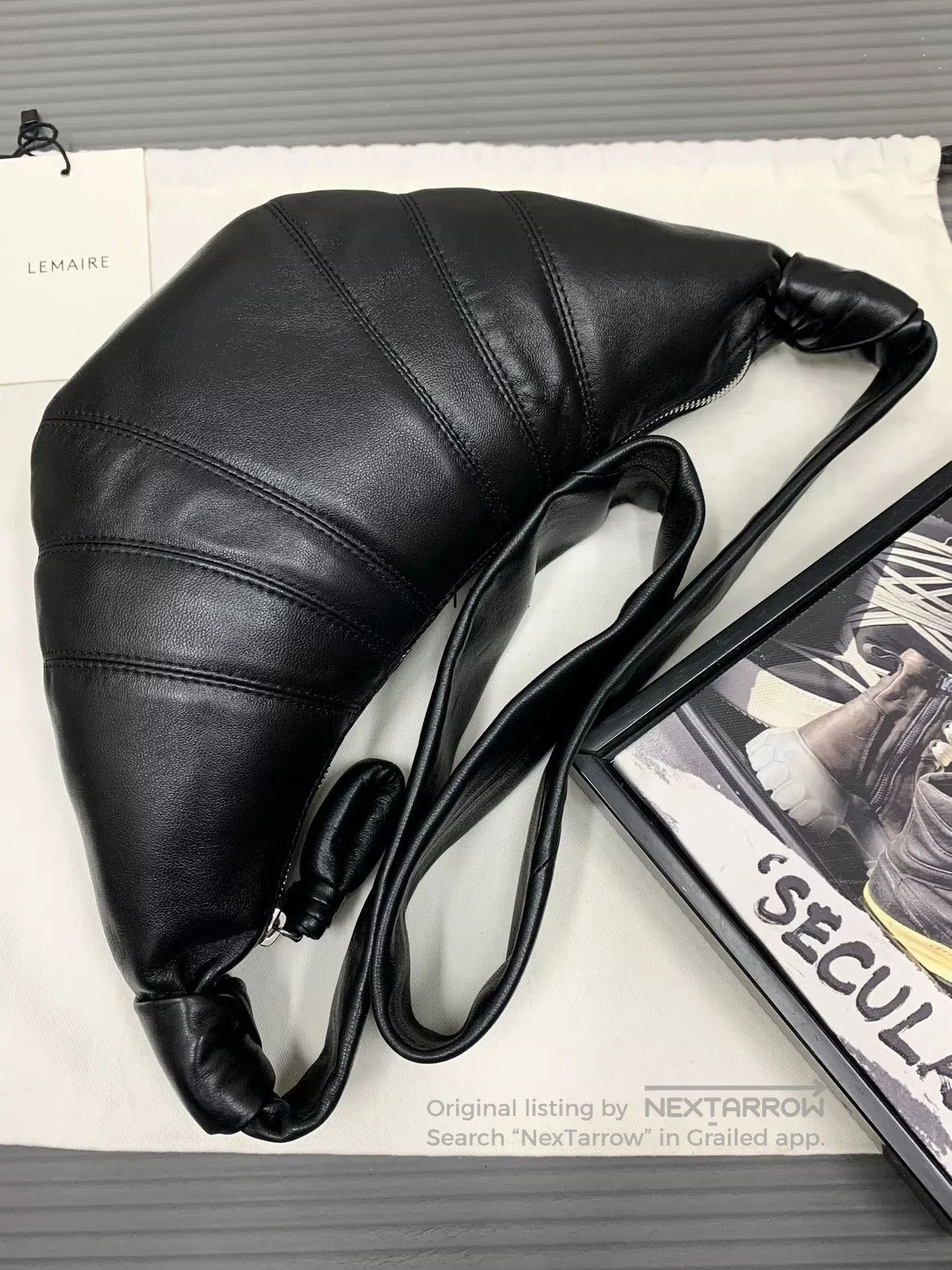 Lemaire Lemaire 25FW Small Black Croissant Bag. Size ONE SIZE - 3 Thumbnail