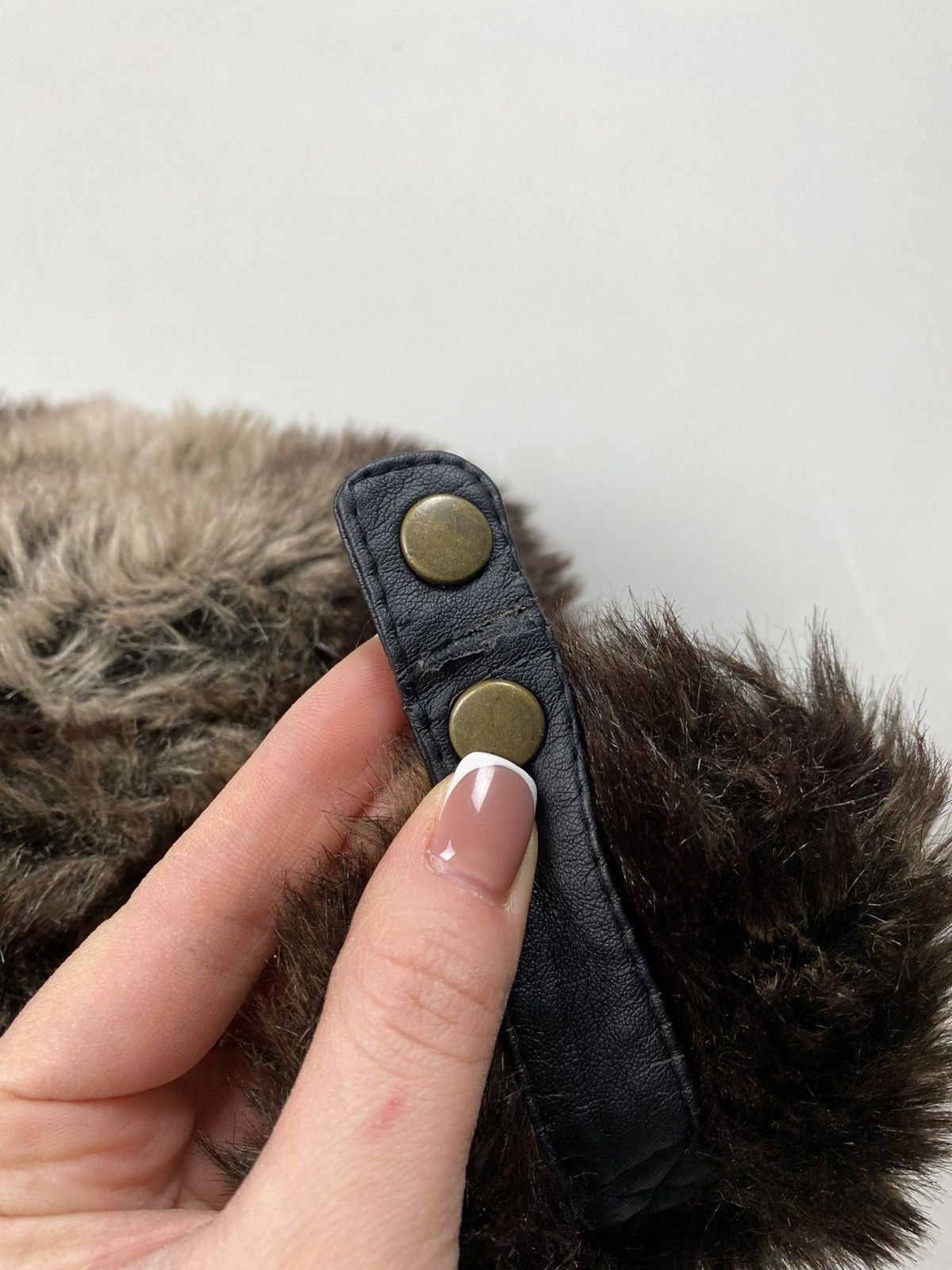 Japanese Brand Japanese Style Ushanka Trapper Hat Earflap Fuzzy Faux Fur Size ONE SIZE - 8 Thumbnail