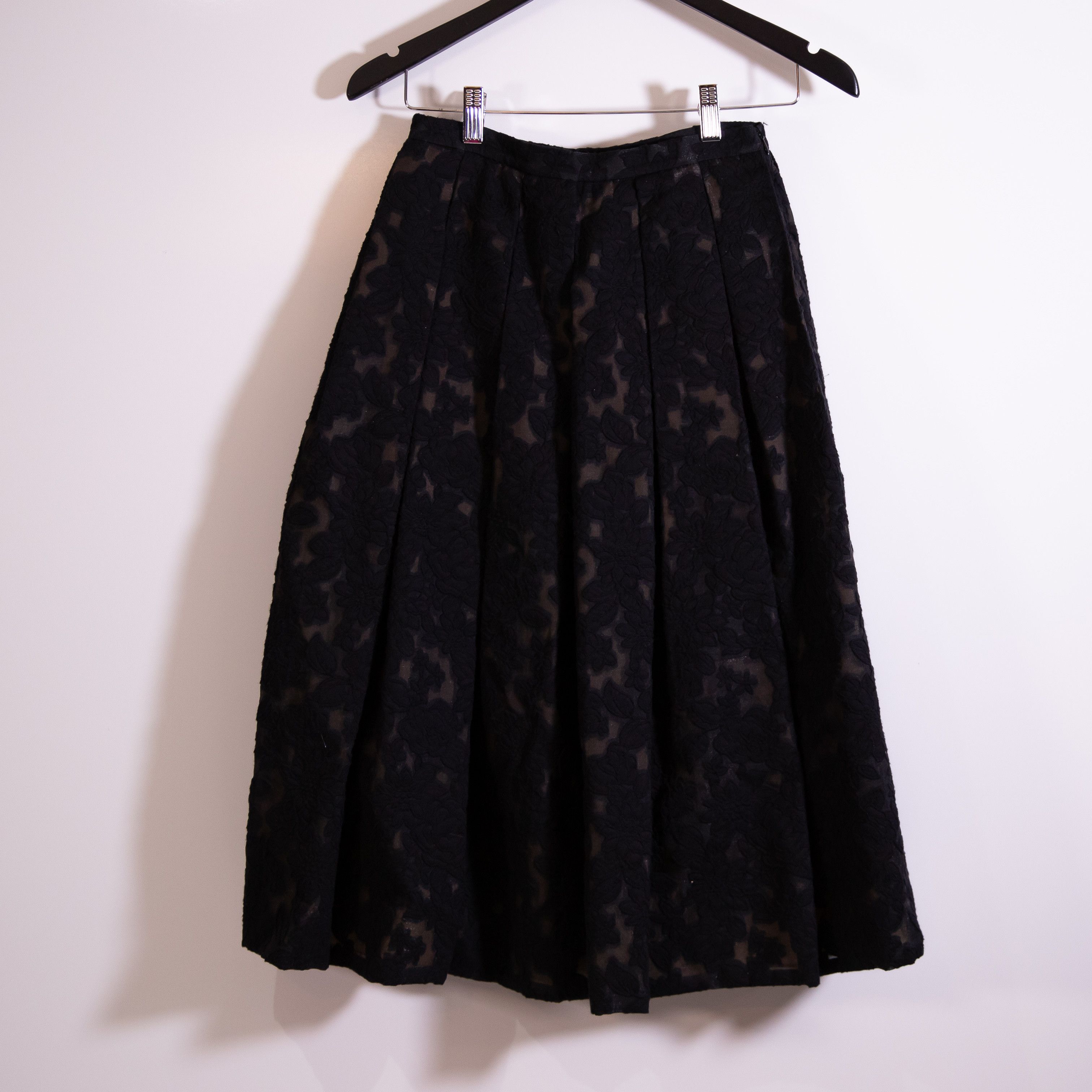 Michael Kors NEW Michael Kors Collection Made In Italy Size 26" / US 2 / IT 38 - 1 Thumbnail