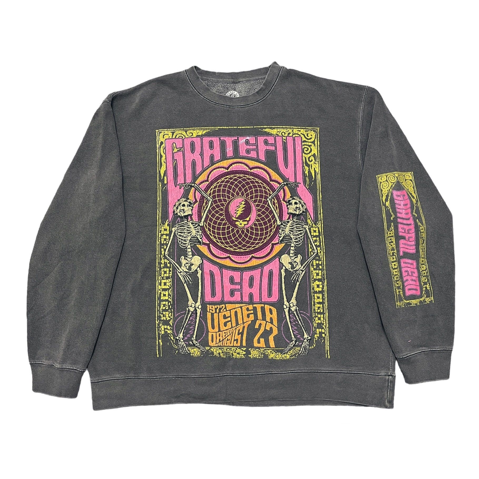 Shawn mendes hoodie urban outfitters hotsell