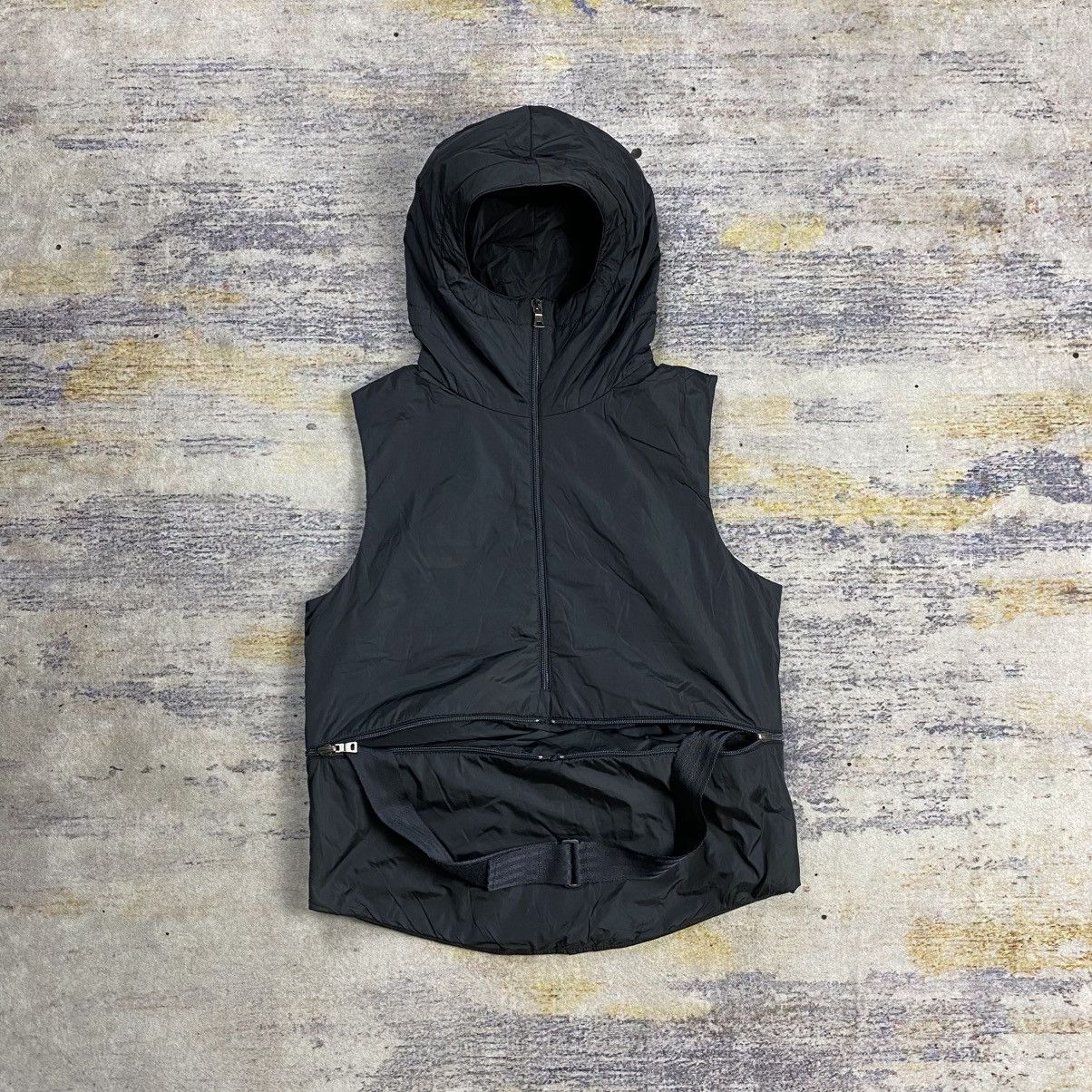Prada Prada hooded packable vest Size US M / EU 48-50 / 2 - 1 Thumbnail
