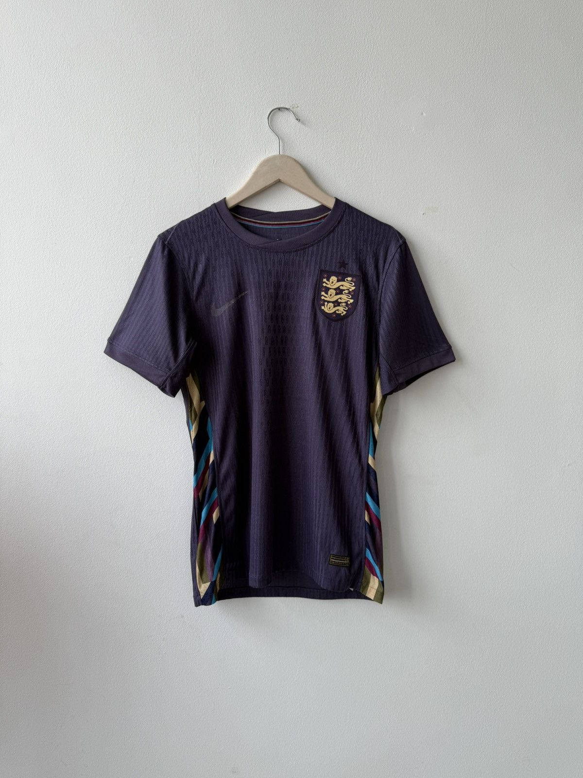 Nike Nike England 2024 Away Jersey Size US M / EU 48-50 / 2 - 1 Thumbnail