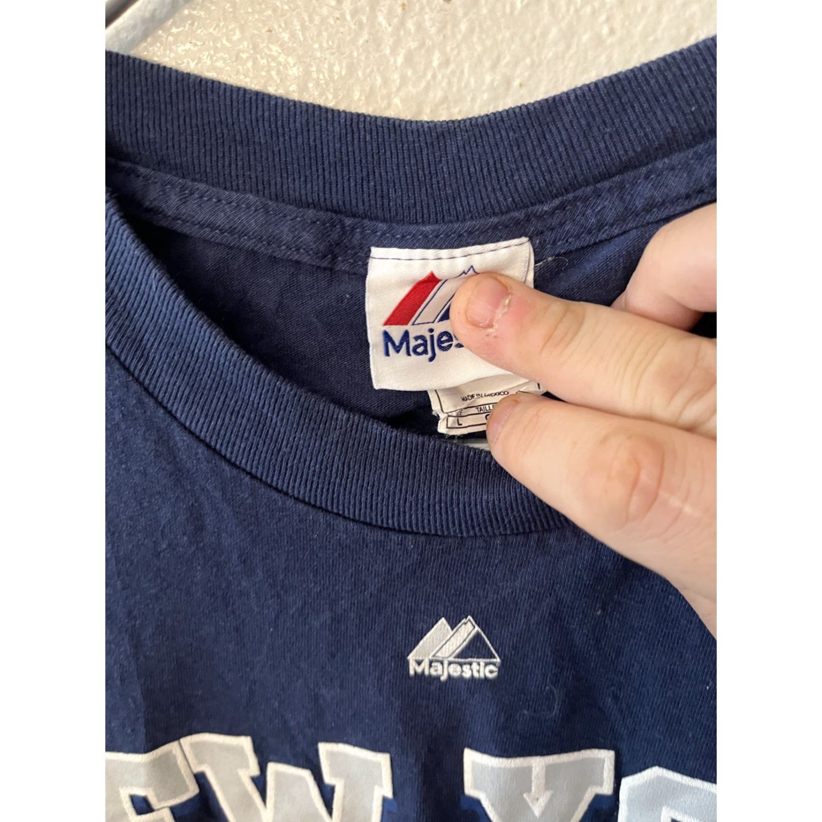 Vintage New York Yankees Majestic Mens Large Graphic T-Shirt Blue Short Sleeve Tee Size US L / EU 52-54 / 3 - 2 Thumbnail