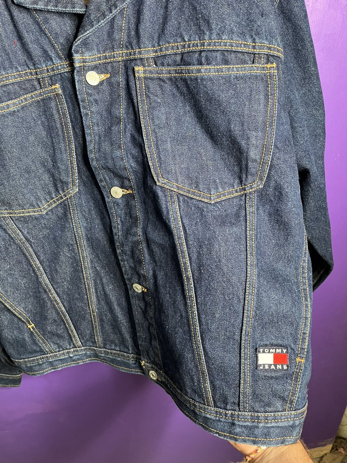 Tommy Hilfiger × Vintage Vintage 90s Tommy jeans big flag denim jacket Size US XL / EU 56 / 4 - 3 Thumbnail
