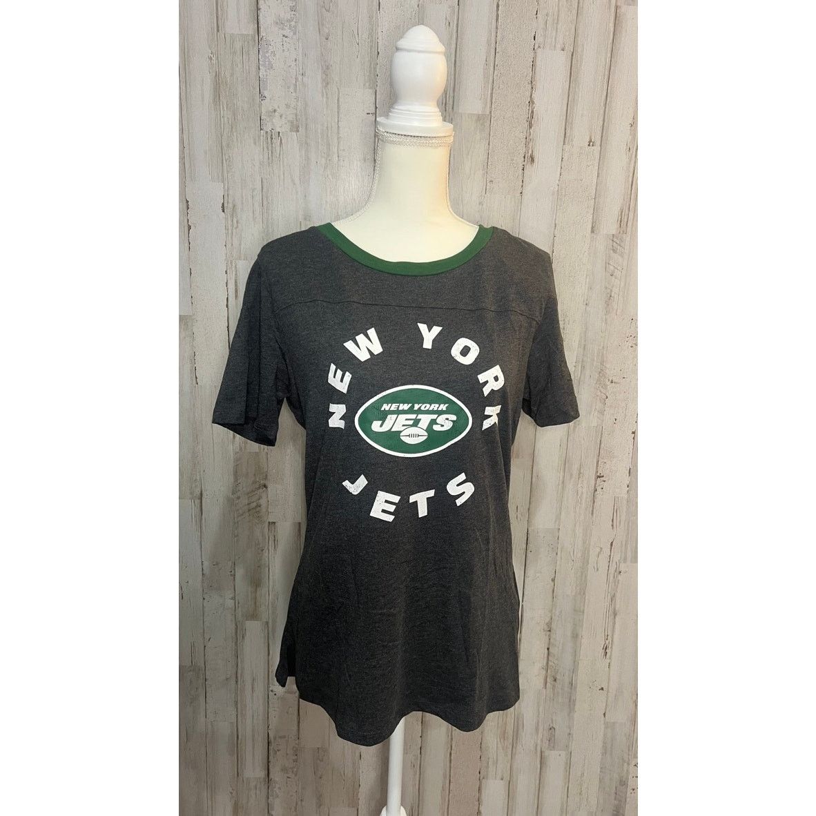 NFL NWT New York Jets Women's Large Gray Scoop Neck T-Shirt Size L / US 10 / IT 46 - 1 Thumbnail