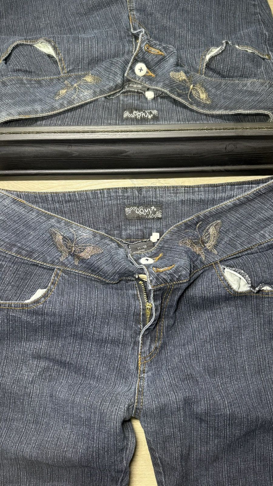 Ed Hardy Y2K 2000s Women’s 17/18 Butterfly AOP Flared Denim Jeans Size 40" / US 18 - 3 Thumbnail