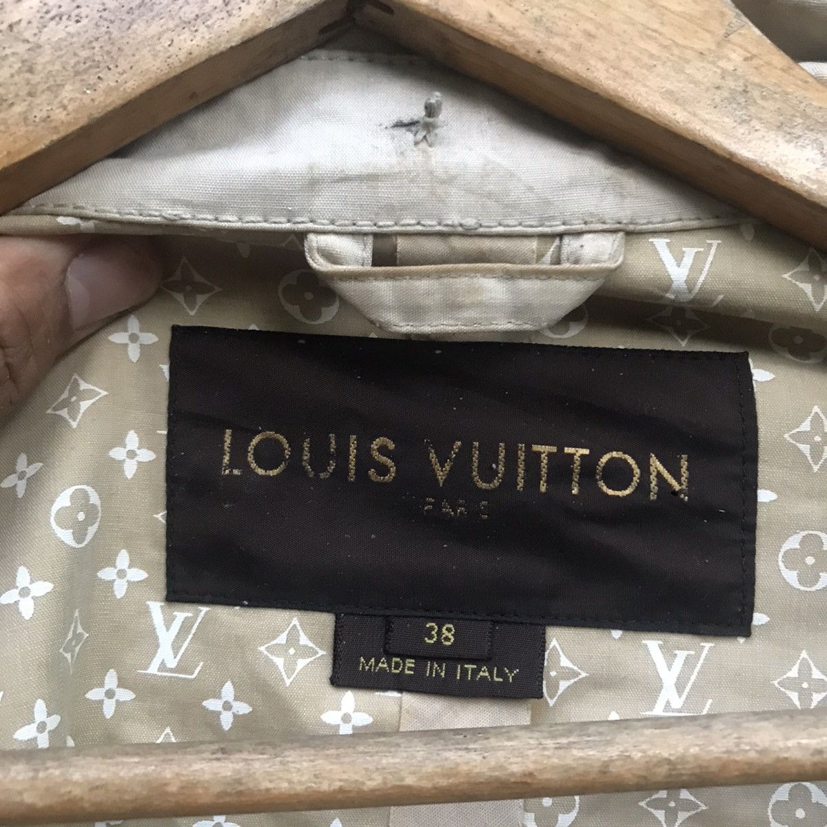 Louis Vuitton VINTAGE LOUIS VUITTON MARC JACOBS JACKET WORKERS Size US S / EU 44-46 / 1 - 24 Thumbnail
