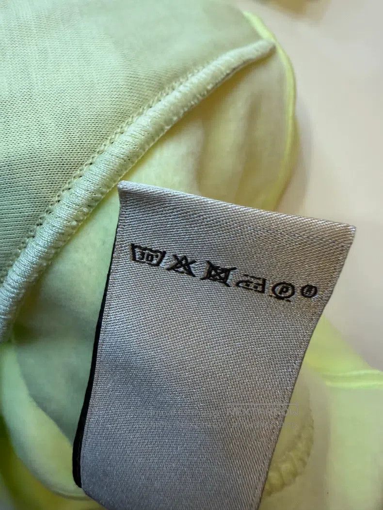Hermes Hermes Light Green Spring/Summer Short Sleeve Size S / US 4 / IT 40 - 5 Thumbnail