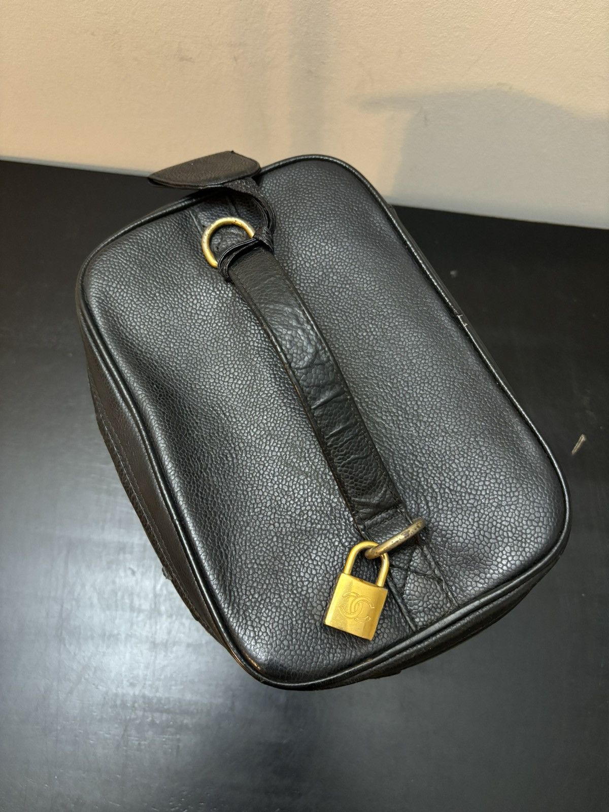 Chanel Chanel CC Timeless Leather Vanity Case Black Size ONE SIZE - 7 Thumbnail