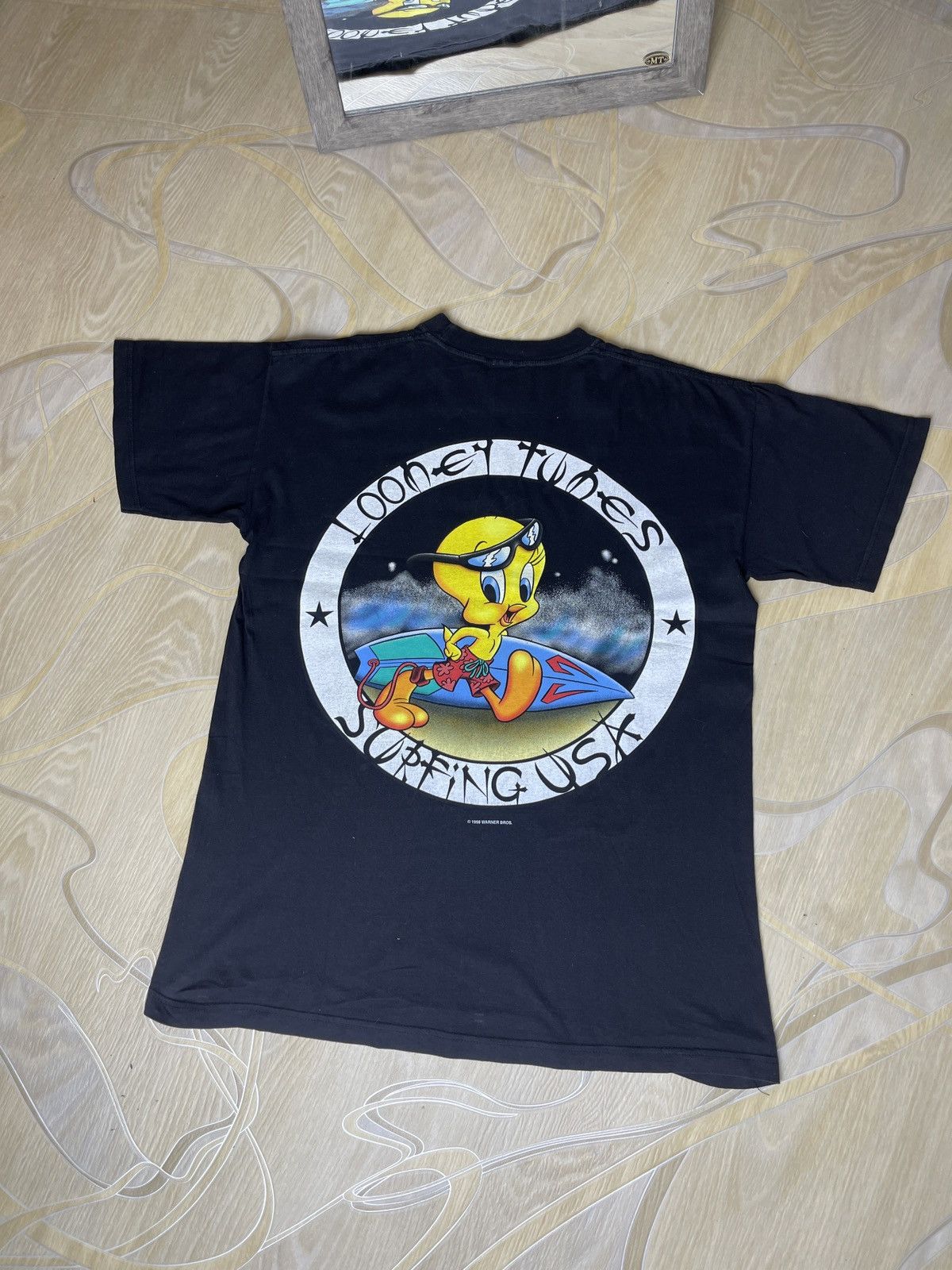Cartoon Network Looney Tunes Surfing USA vintage 1998 big logo tee shirt Size US L / EU 52-54 / 3 - 9 Thumbnail