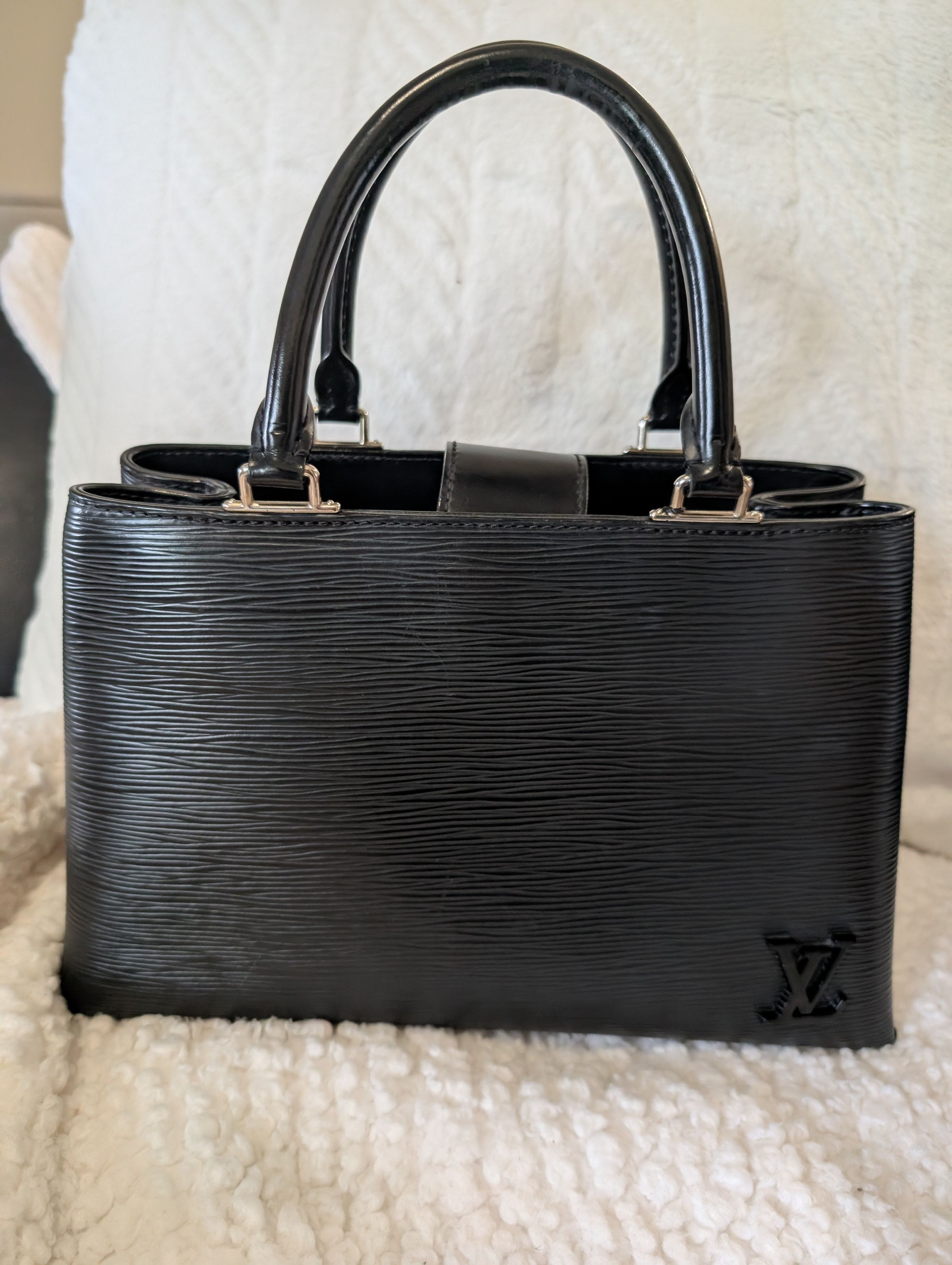 Louis Vuitton Louis Vuitton Kleber PM Epi Black Size ONE SIZE - 15 Thumbnail