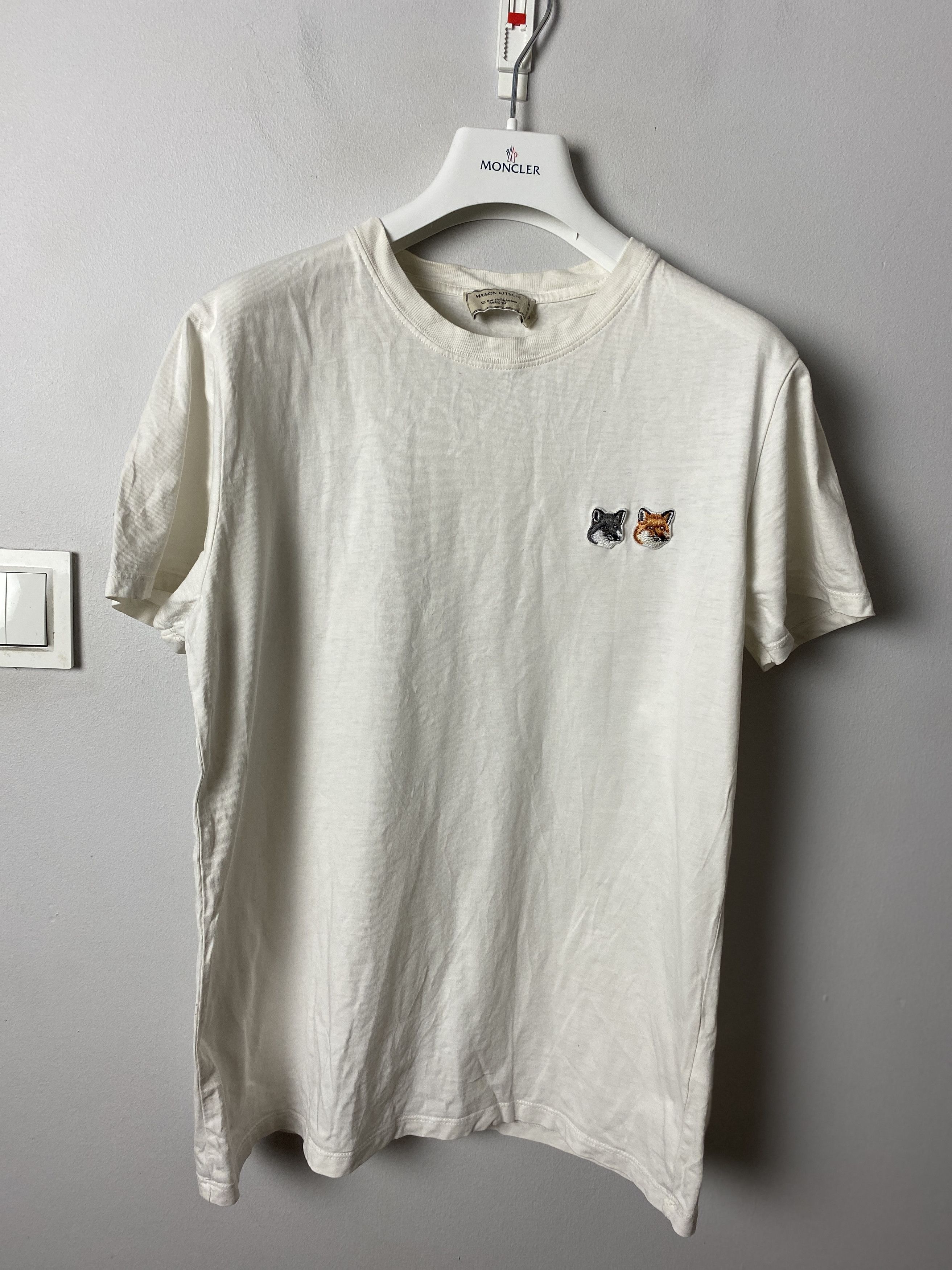 Maison Kitsune Flash Fox T-Shirt With Raglan Sleeves | Grailed